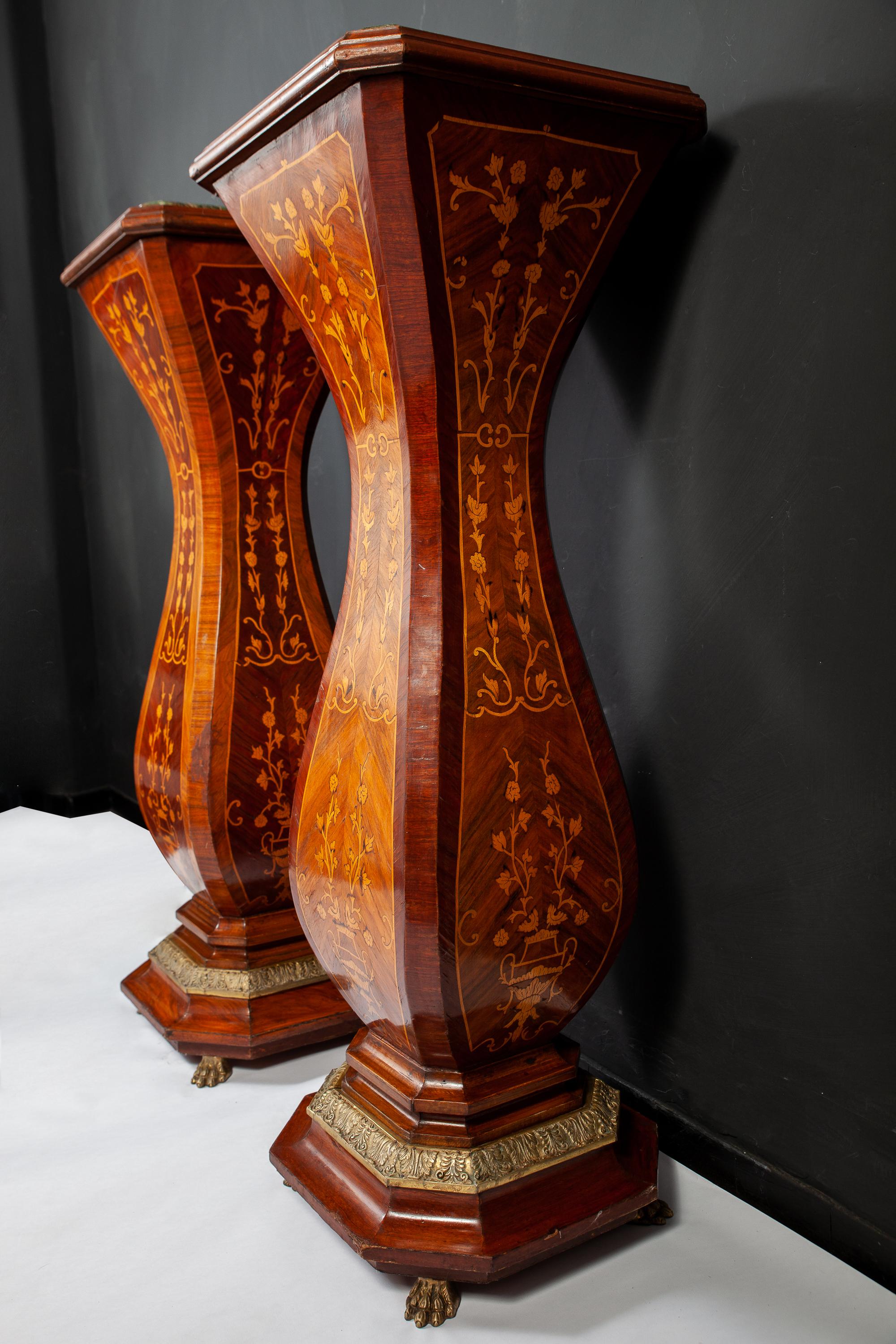 Pair of French 19th Century Marquetry Inlaid Large Pedestals For Sale 3