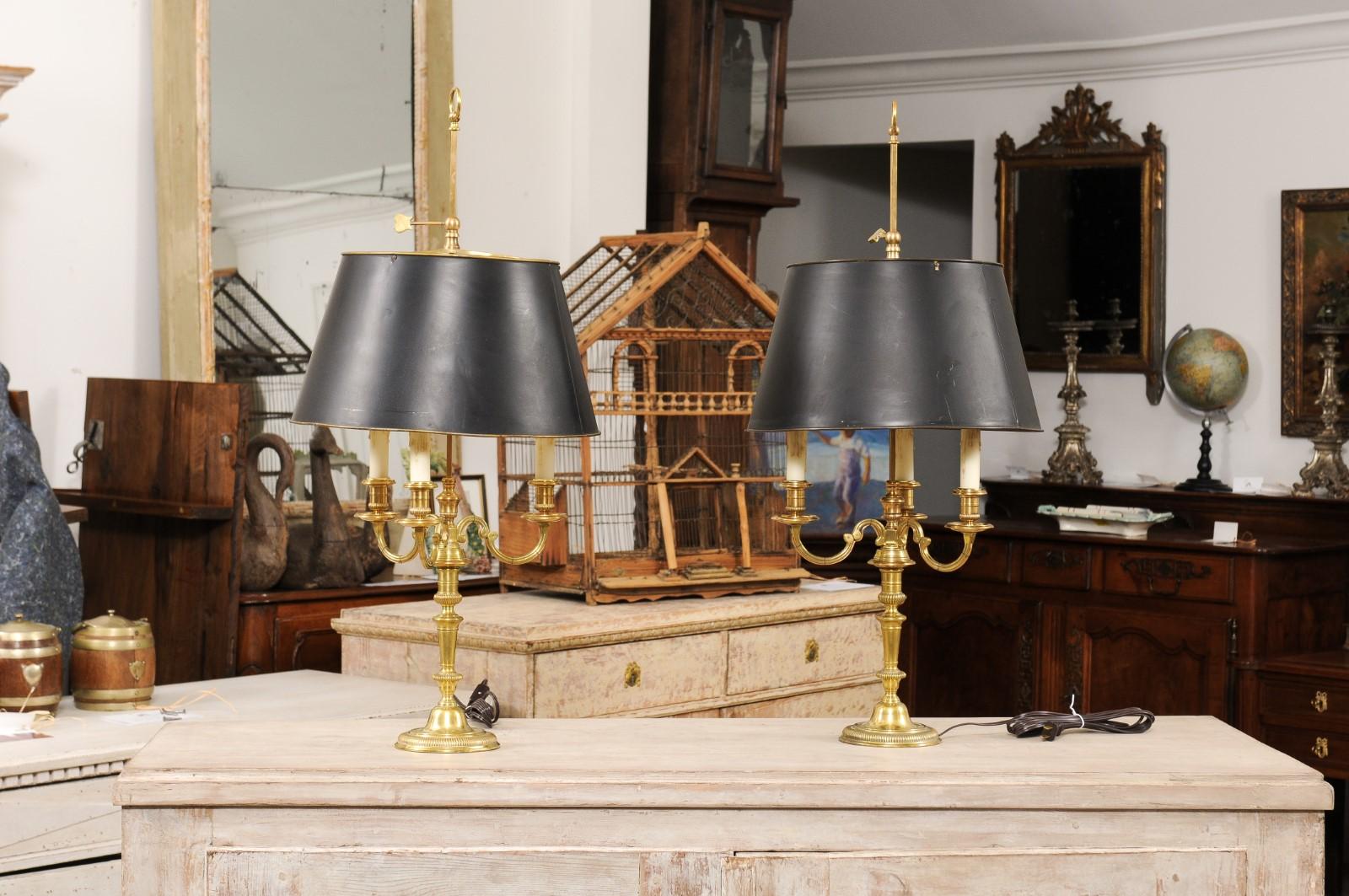 Pair of French 1900s Bronze Bouillotte Lamps with Candelabras and Tôle Shades 6