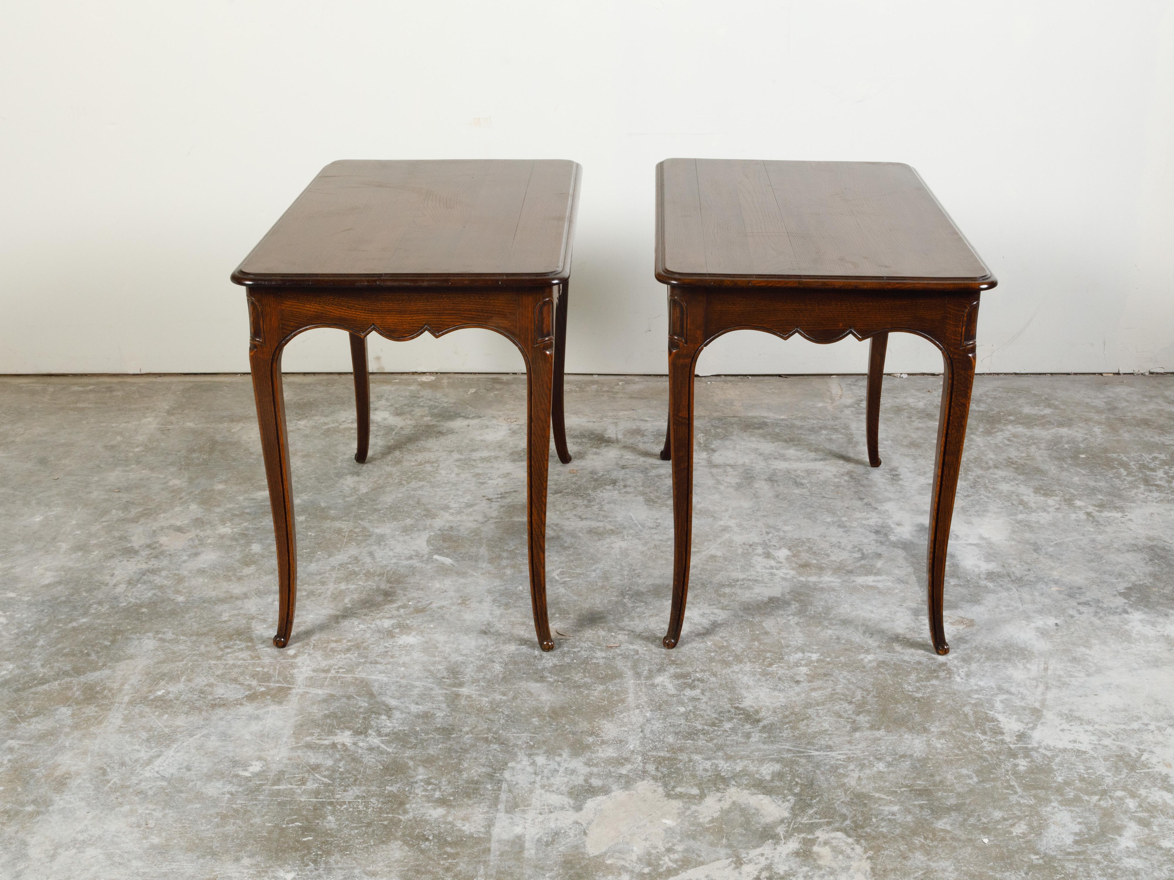 Pair of French 1900s Oak Console Tables with Single Drawers and Scalloped Aprons 1