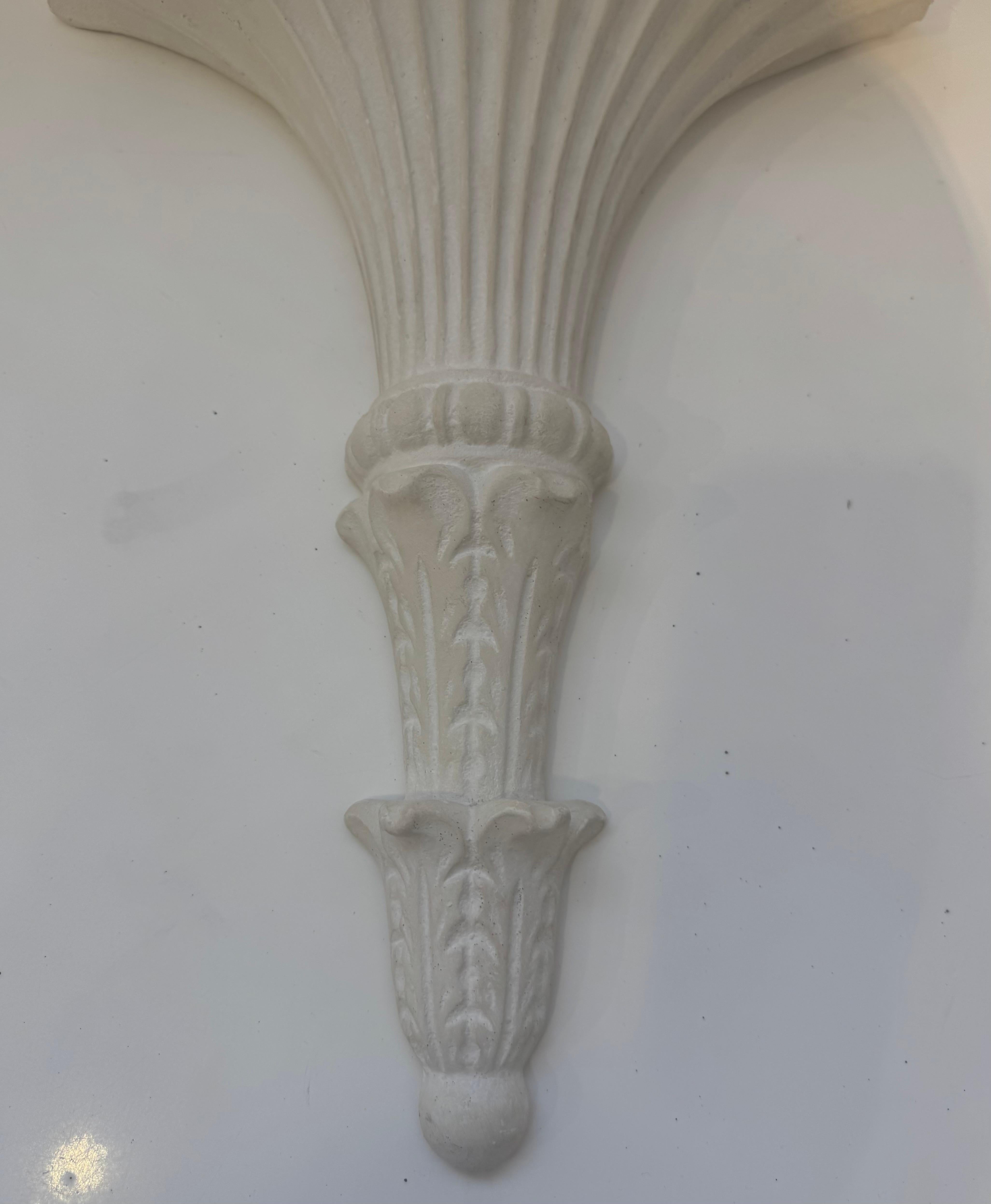 Coppia di sconsigliere in gesso francese Art Deco degli anni '20 In condizioni buone in vendita a New York, NY
