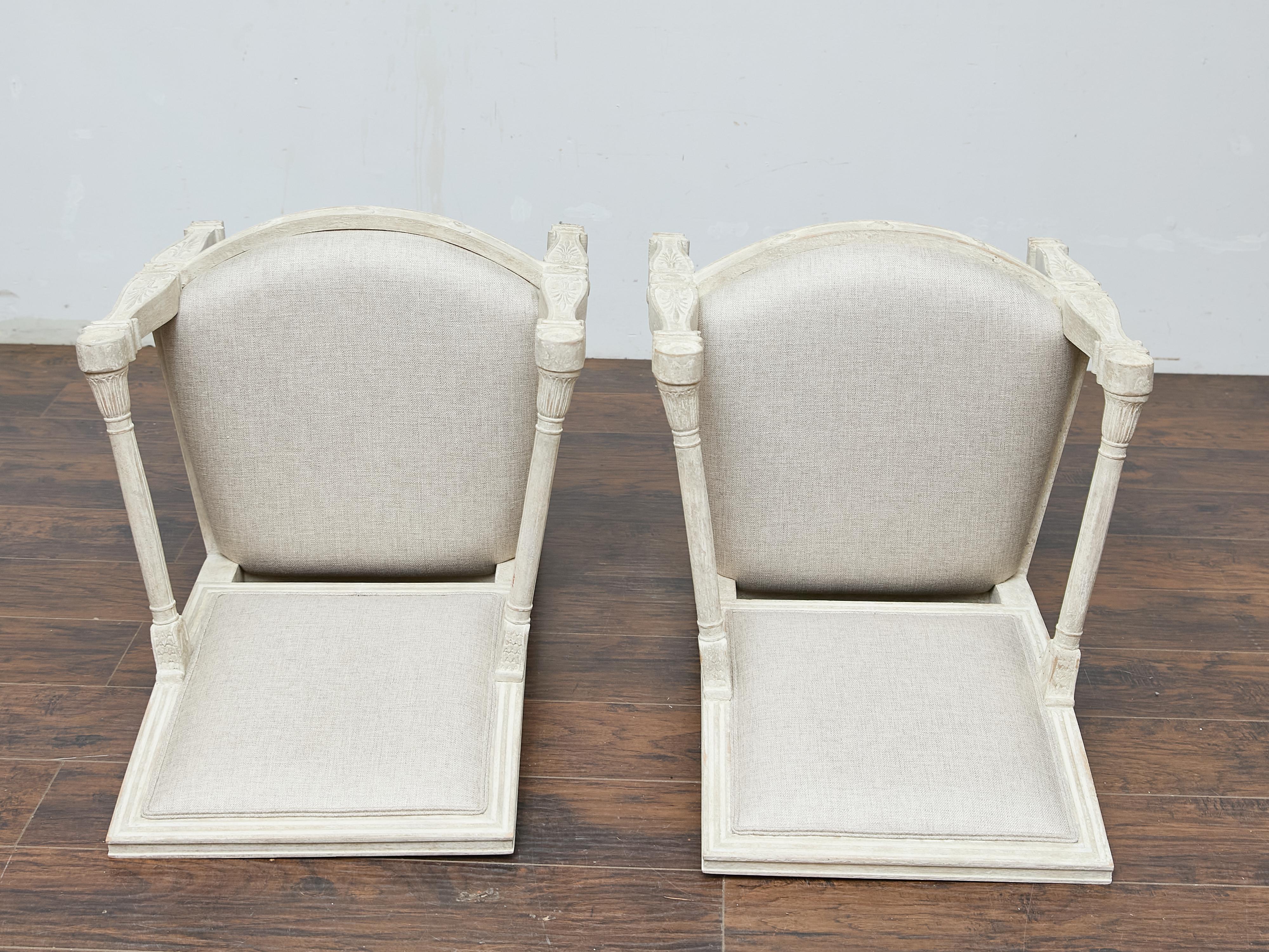 Pair of French 1920s Painted Armchairs with Carved Details and Linen Upholstery For Sale 4