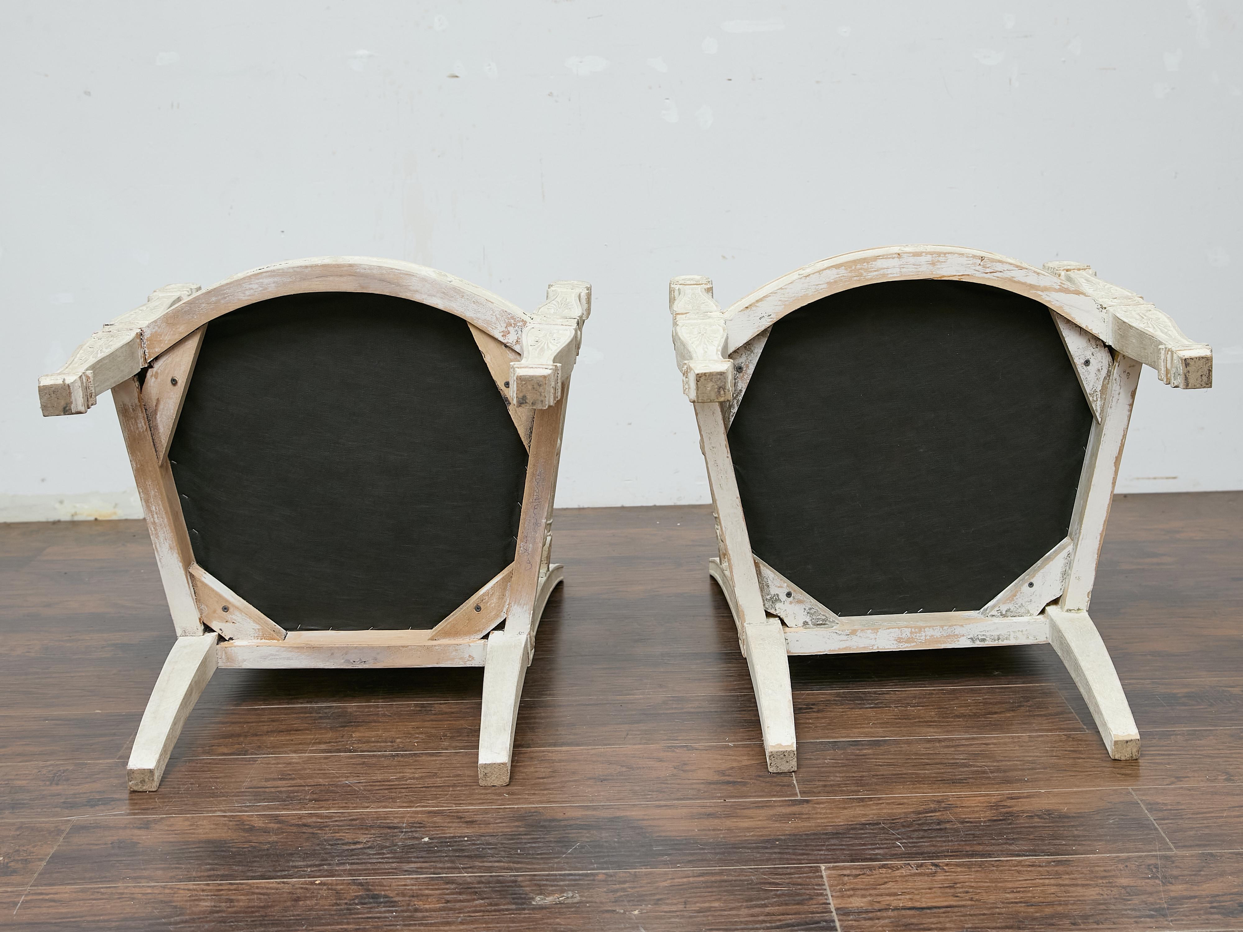 Pair of French 1920s Painted Armchairs with Carved Details and Linen Upholstery For Sale 3