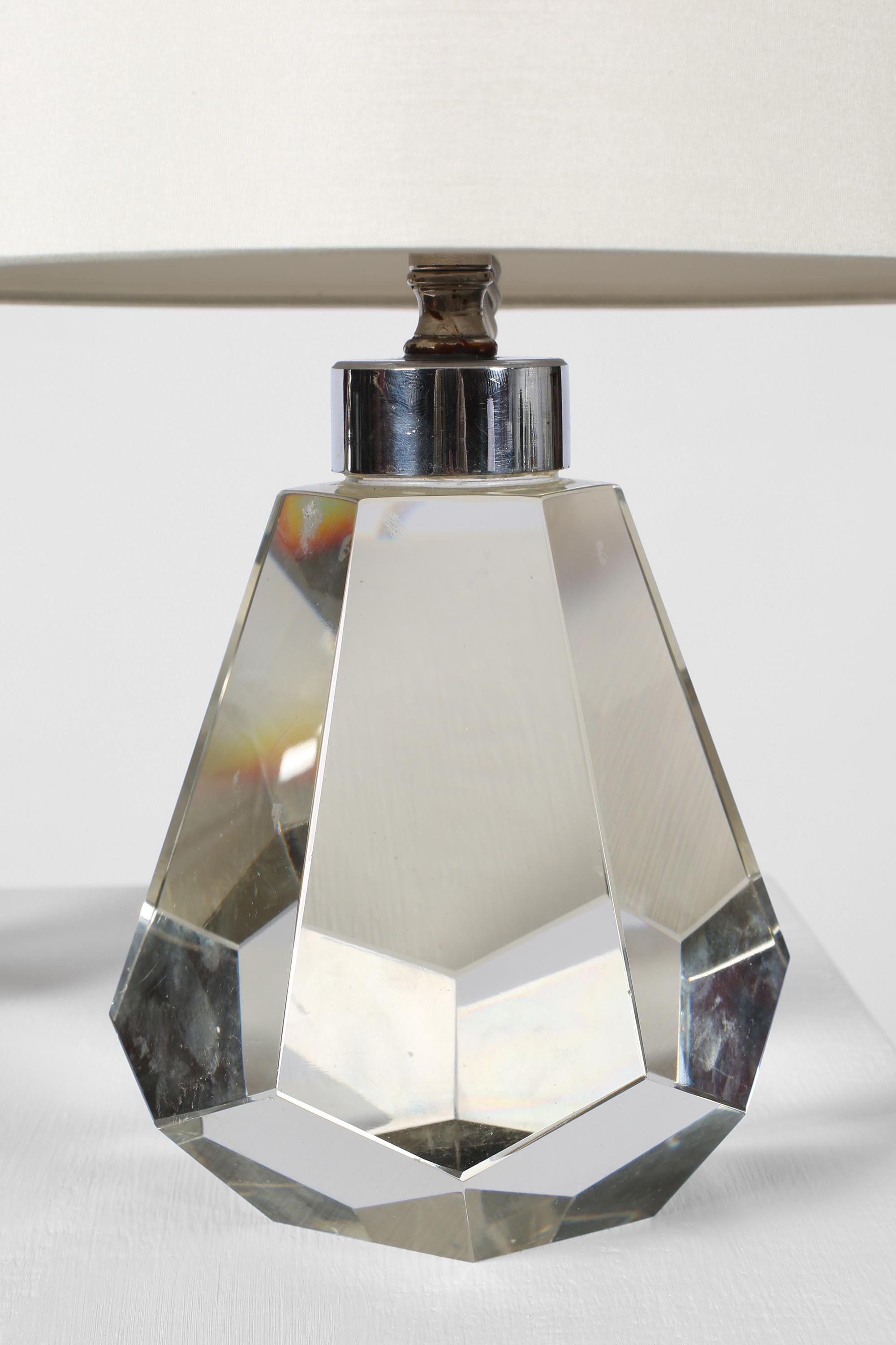 Pair of French 1930s Art Deco Faceted Crystal Glass Jewel Table Lamps For Sale 1