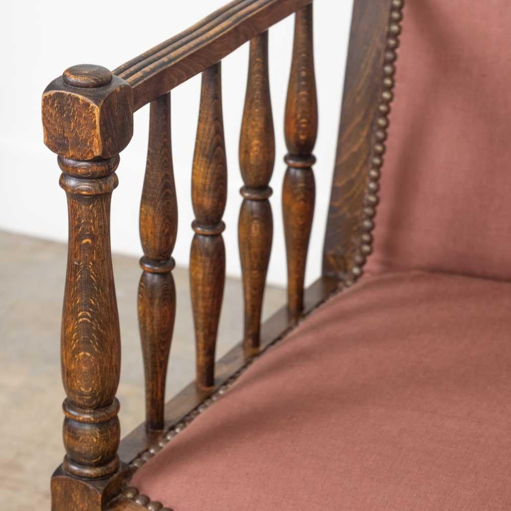 Coppia di sedie in legno smerlato francesi degli anni '30 in vendita 5