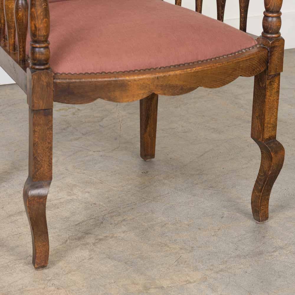 Coppia di sedie in legno smerlato francesi degli anni '30 in vendita 10