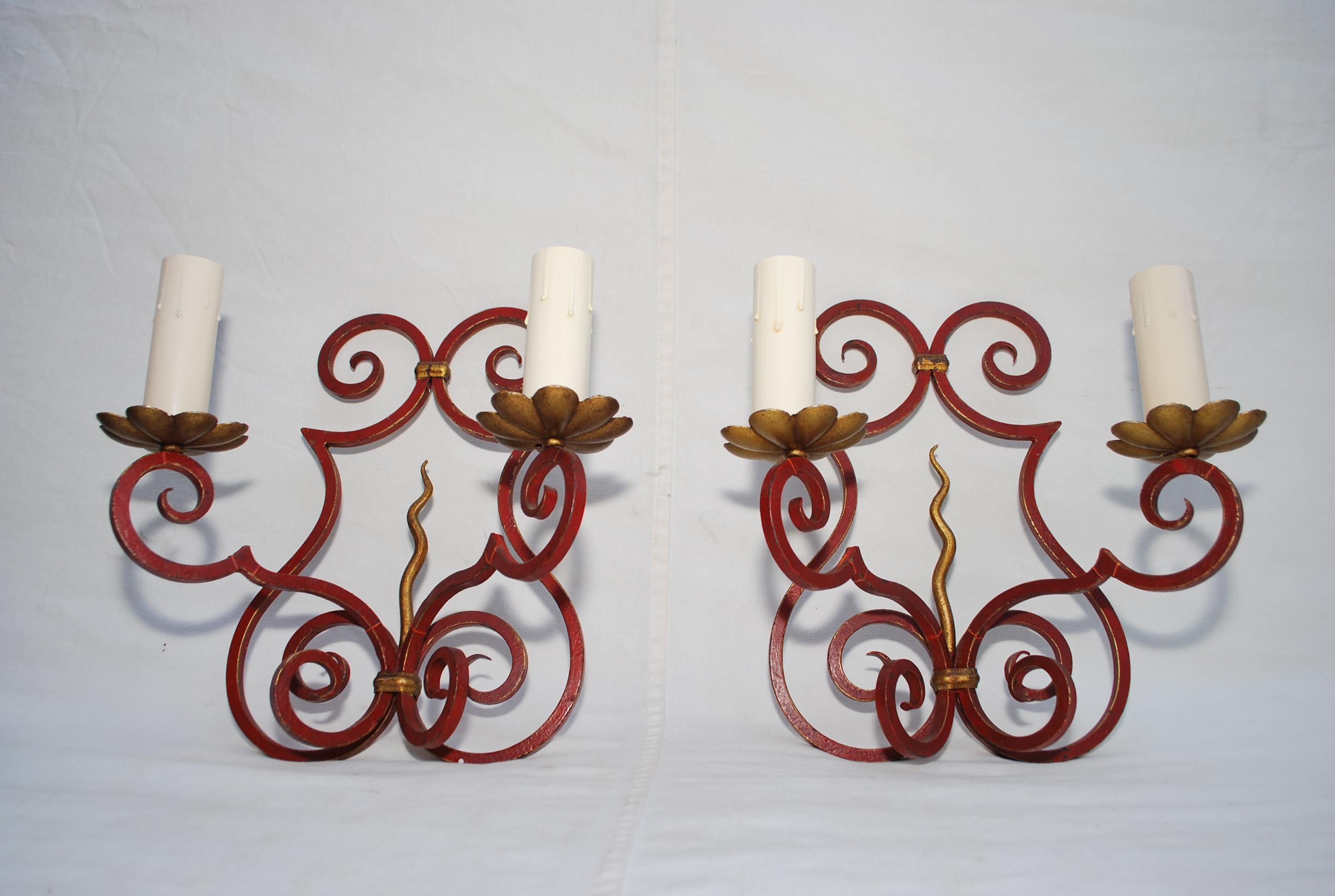 Pair of French 1930's wrought iron sconces In Good Condition For Sale In Los Angeles, CA