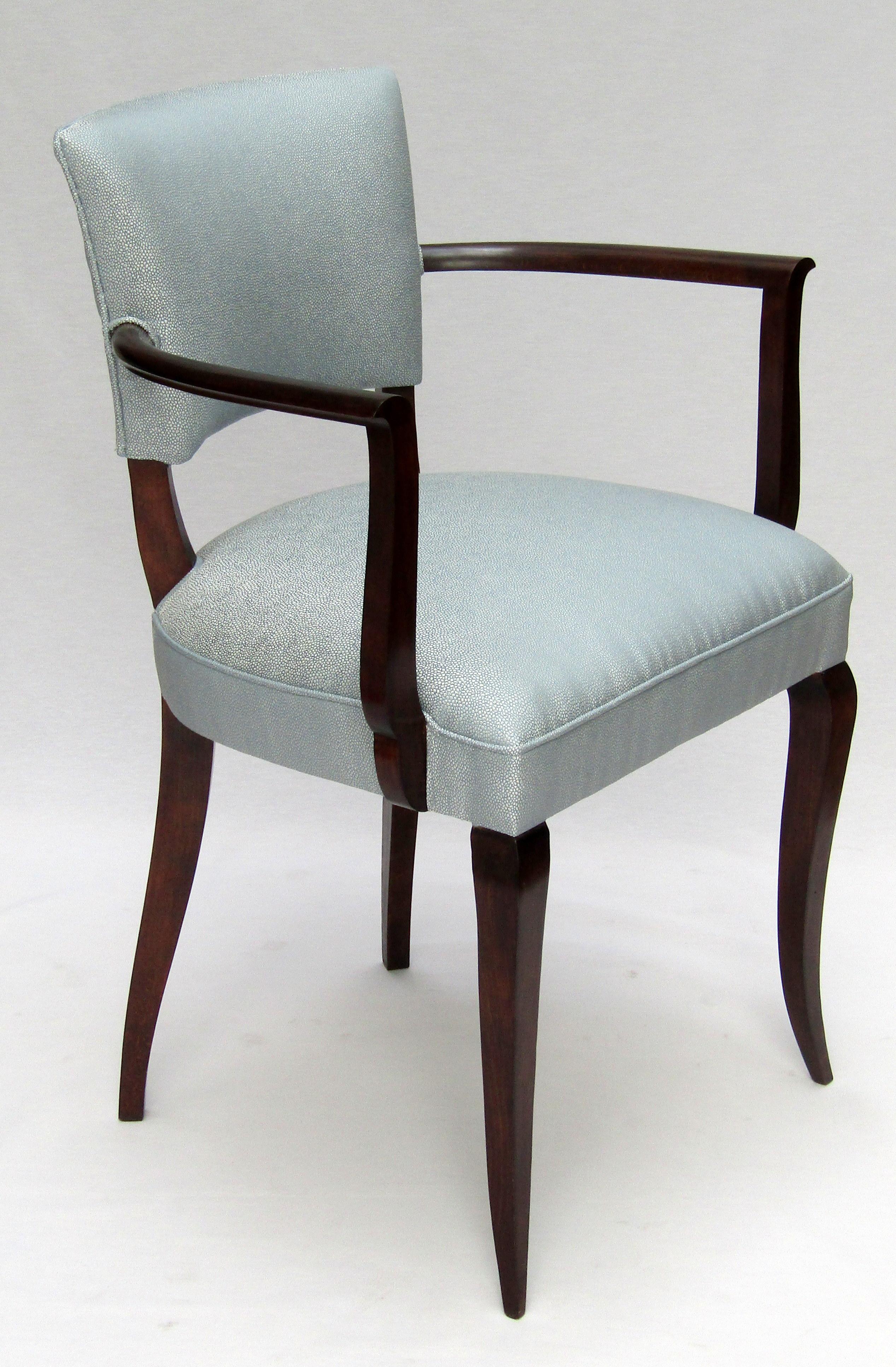 A pair of French 1940s bridge chairs with elegantly curved dark wood arms and legs newly upholstered in Osborne & Little Langley pale blue fabric

Measures: Height 32 ¾ in / 83 cm
Width 22 in / 56 cm
Depth 19 ¾ in / 50 cm.