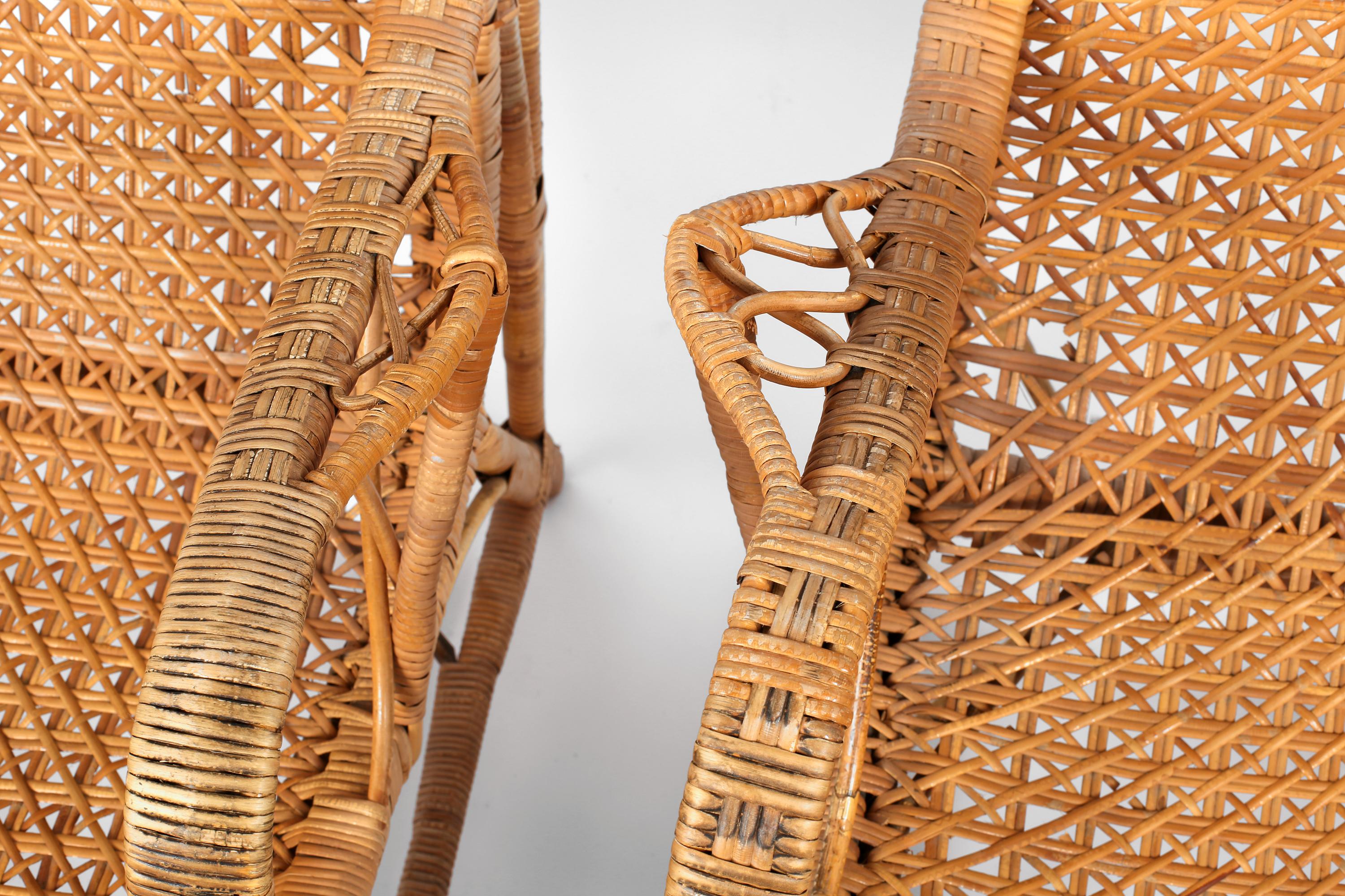 Pair of French 1940s Rattan Loungers 4