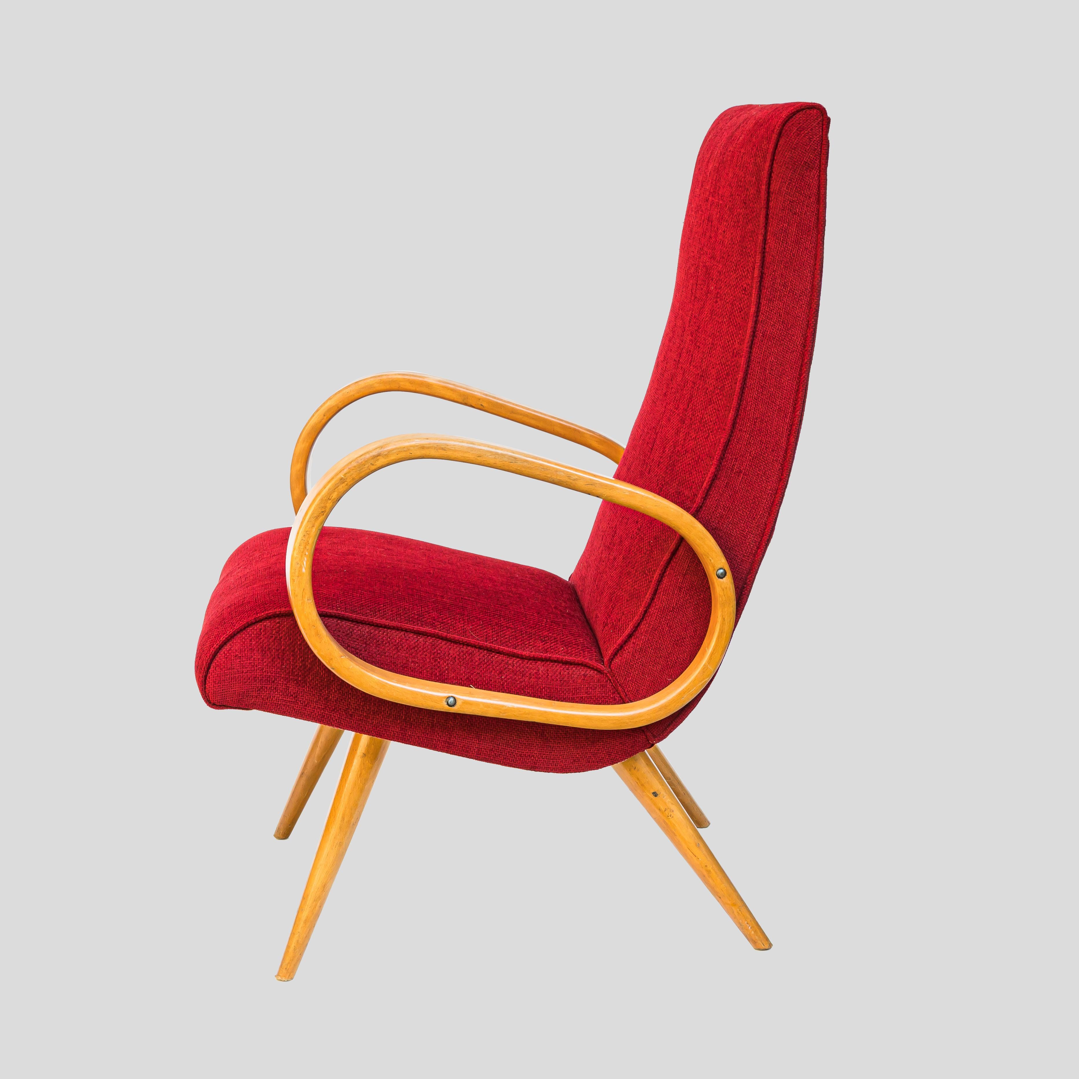 Pareja de sillones franceses de los años 50 de madera curvada tapizados en rojo de Stella Durera en venta 6