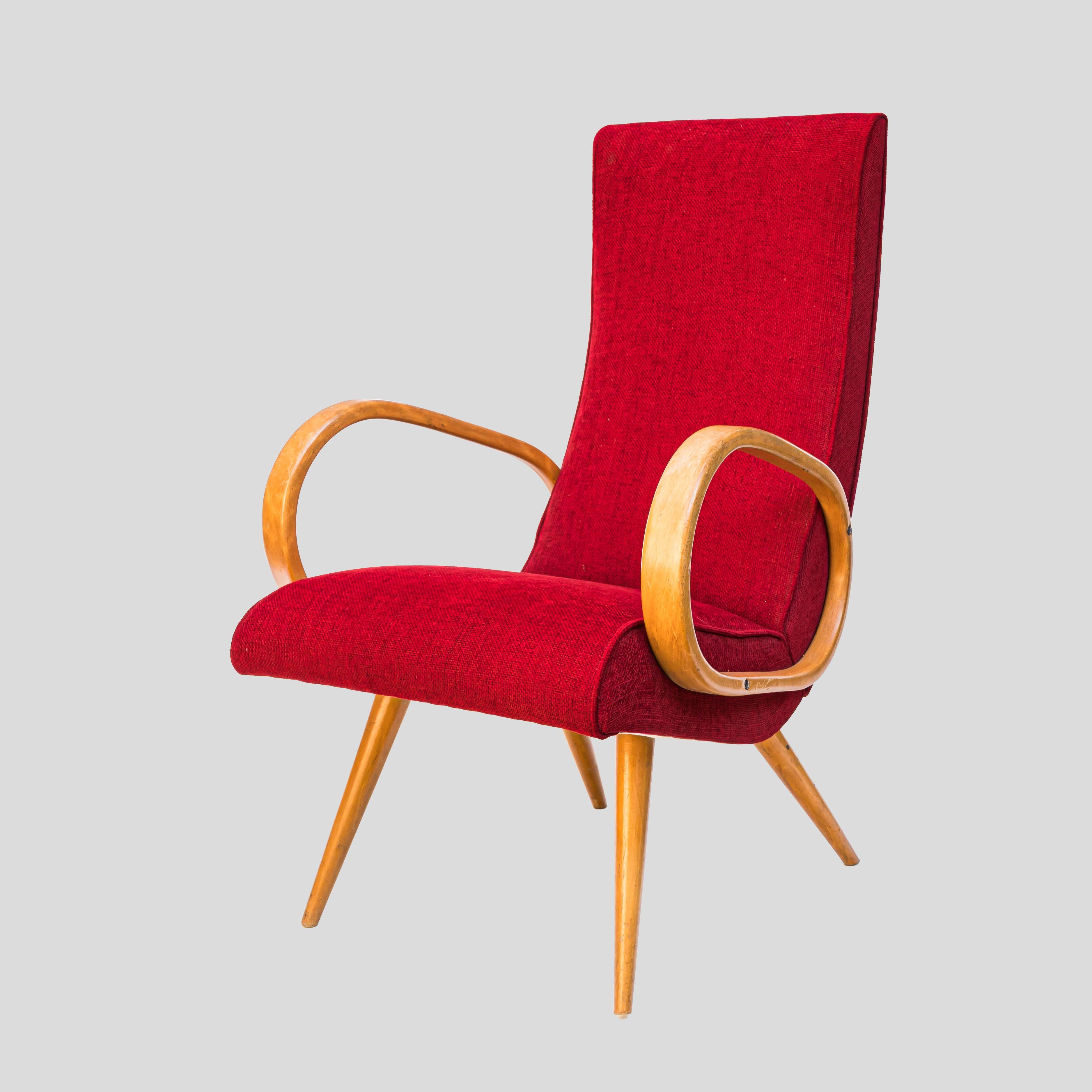 Pareja de sillones franceses de los años 50 de madera curvada tapizados en rojo de Stella Durera en venta 7