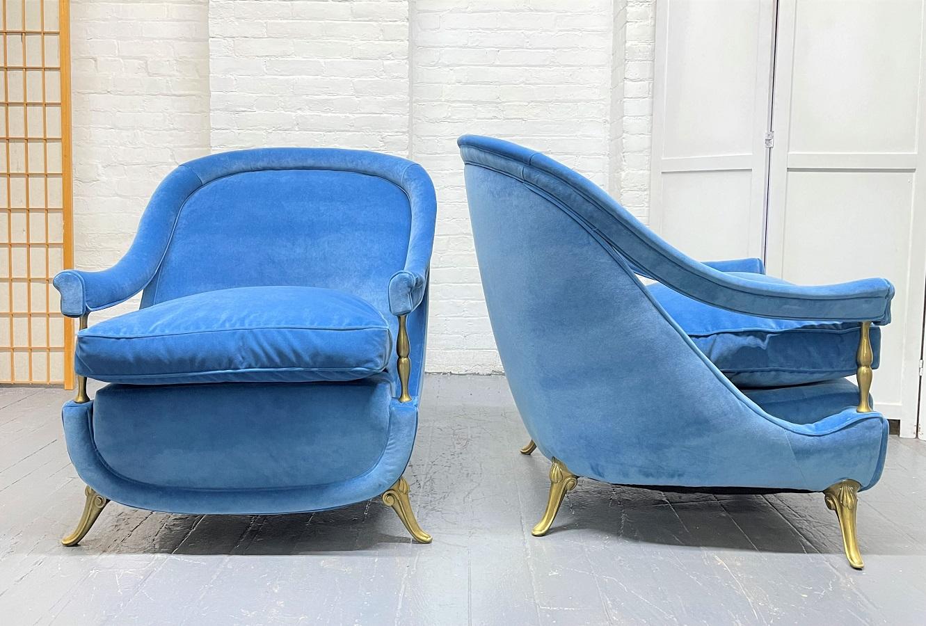 Art Deco Pair of French 1950s Brass and Velvet Lounge Chairs For Sale