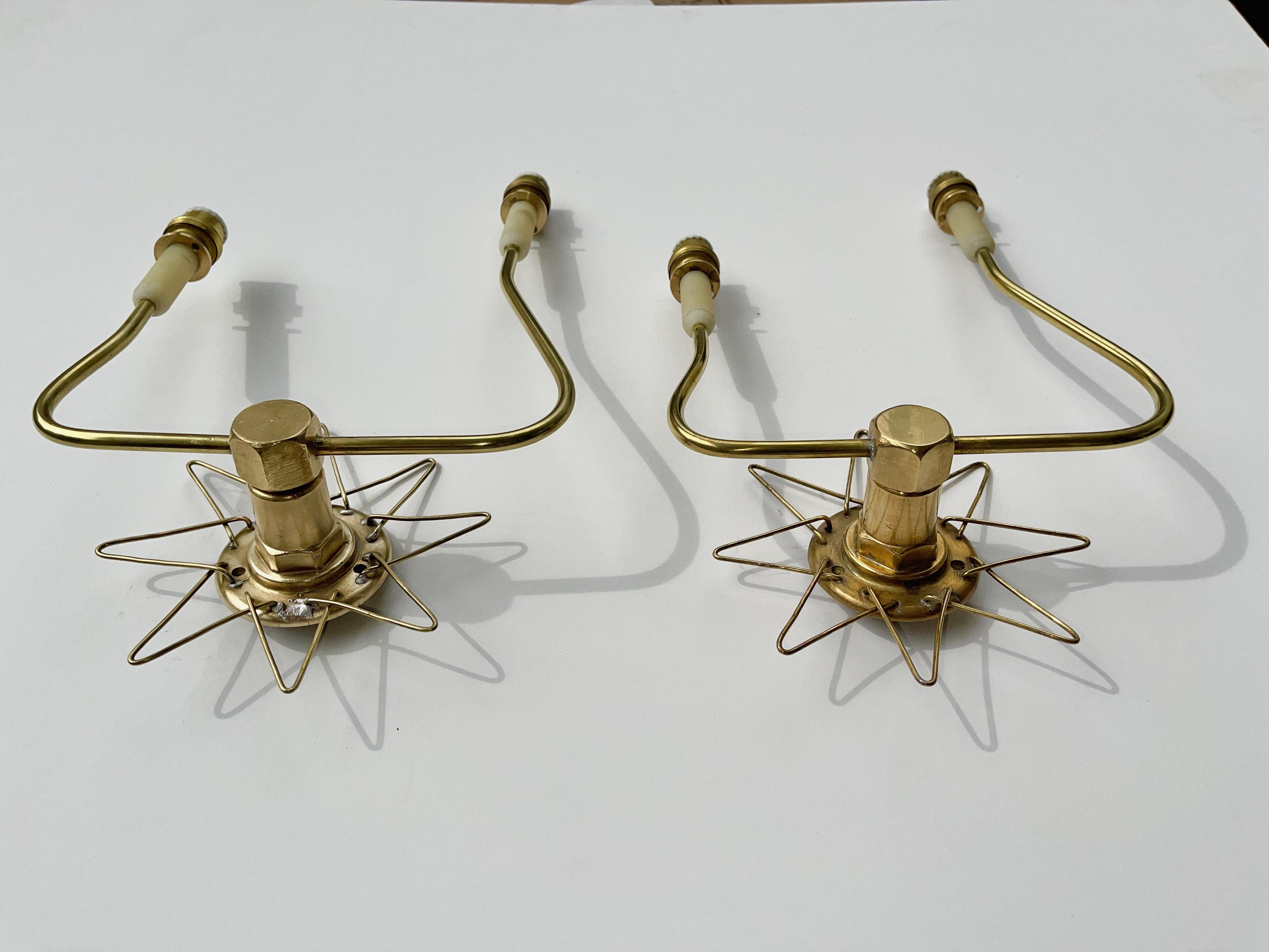 Pair of French 1950's Brass Wire Star Sconces For Sale 11