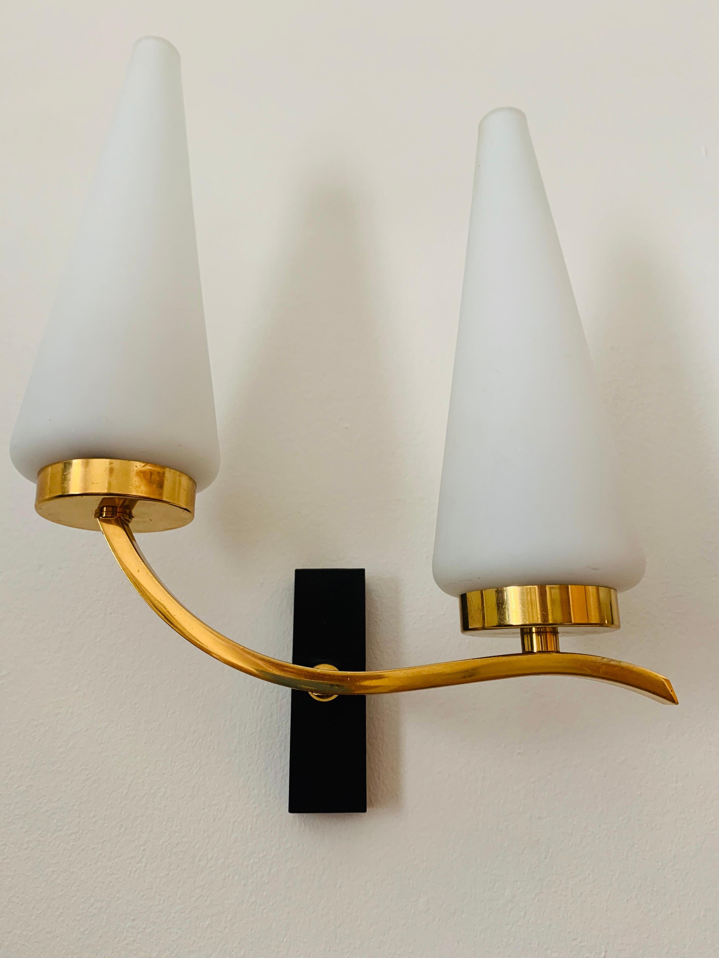 Pair of French 1950s Lunel Wall Lights 8
