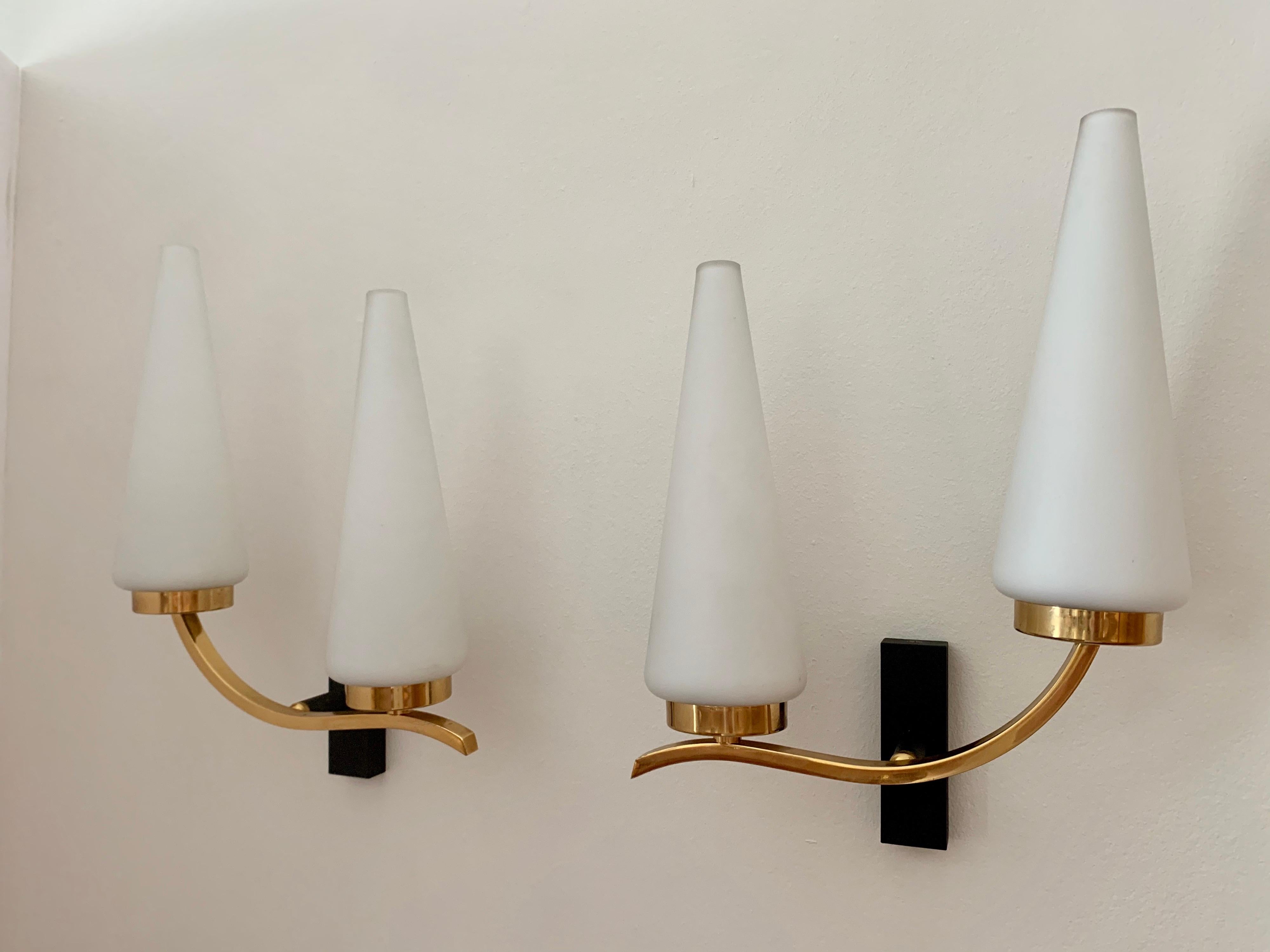 Pair of French 1950s Lunel Wall Lights 12
