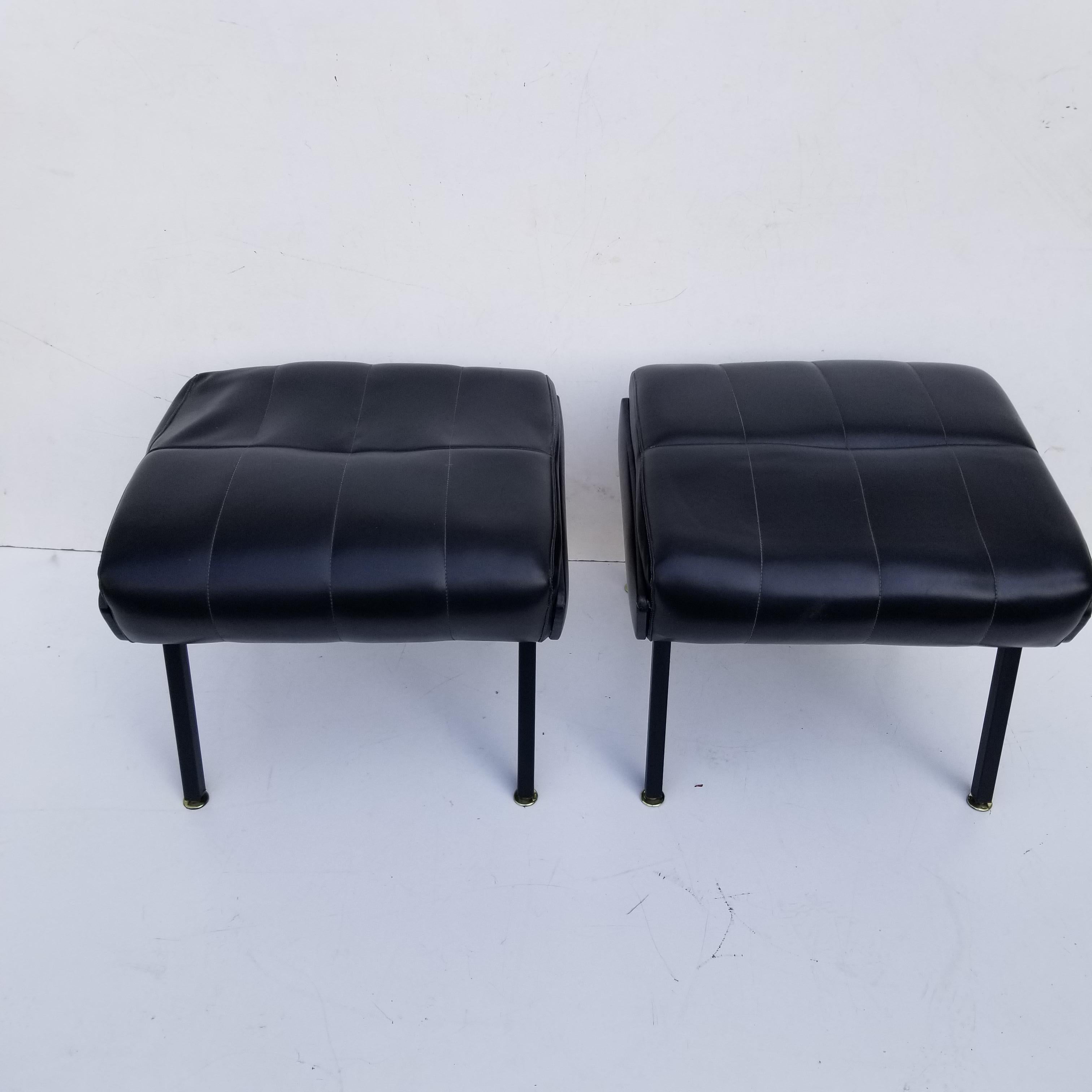 Pair of French 1950s Ottoman For Sale 6