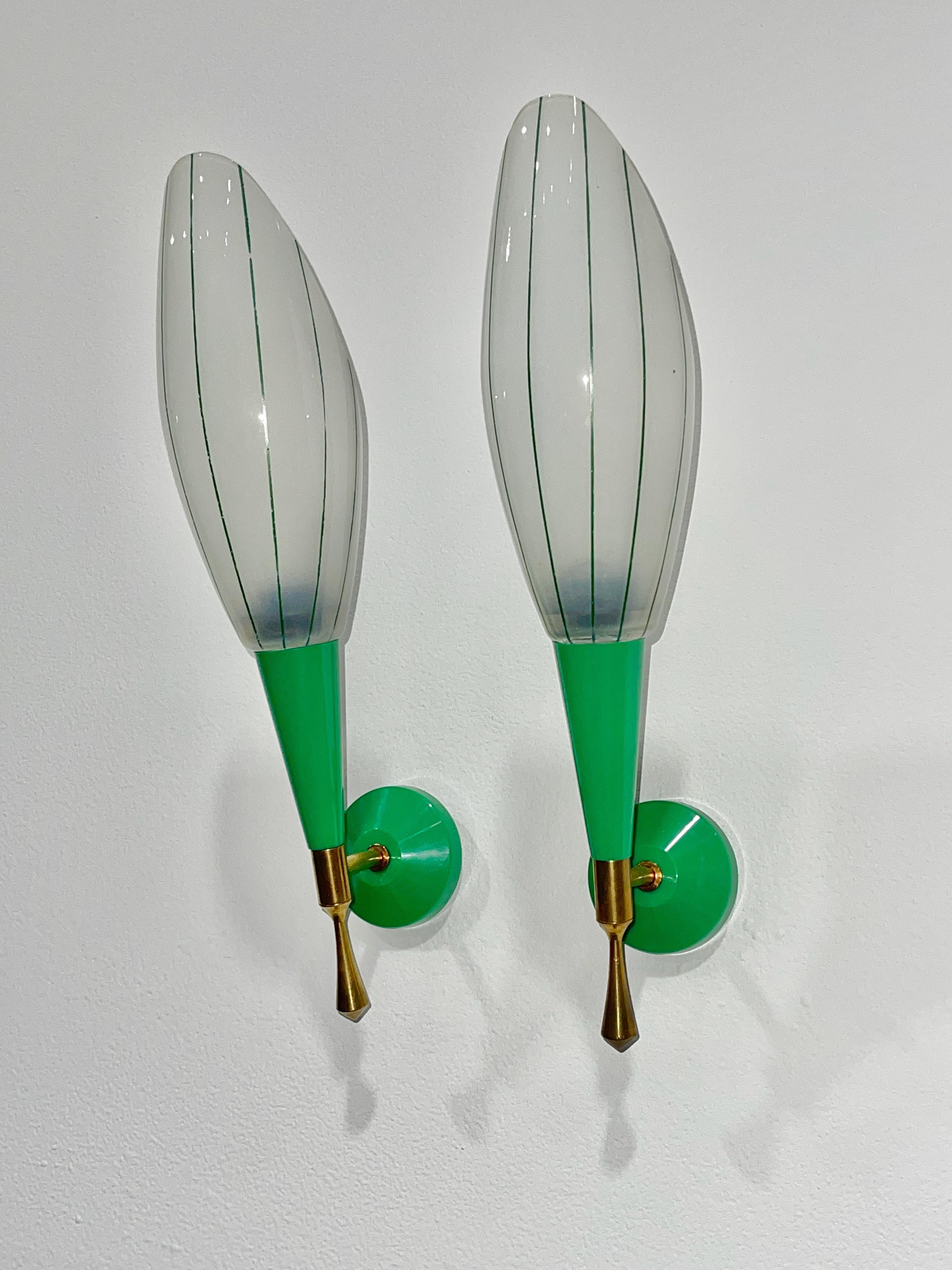 Pair of French 1960's Green, Brass & Enameled Glass Sconces In Good Condition For Sale In Hanover, MA