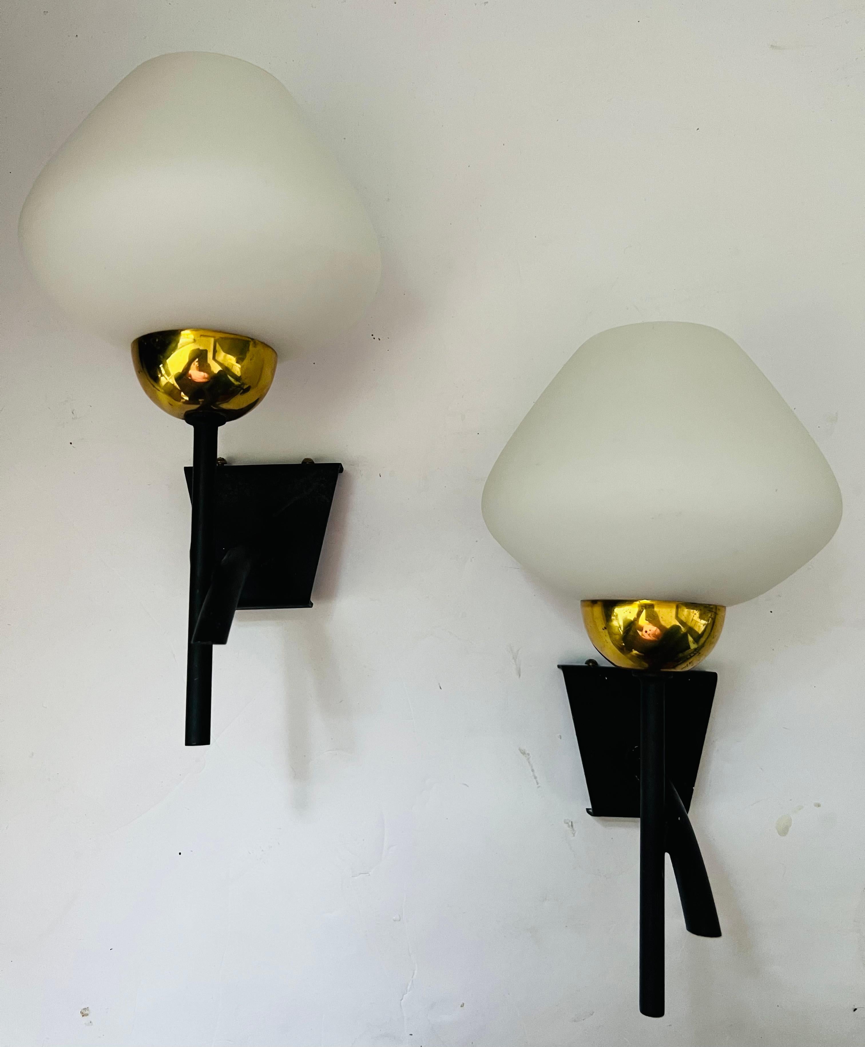 Pair of French 1960s Midcentury Lunel Wall Lamps Sconces For Sale 2