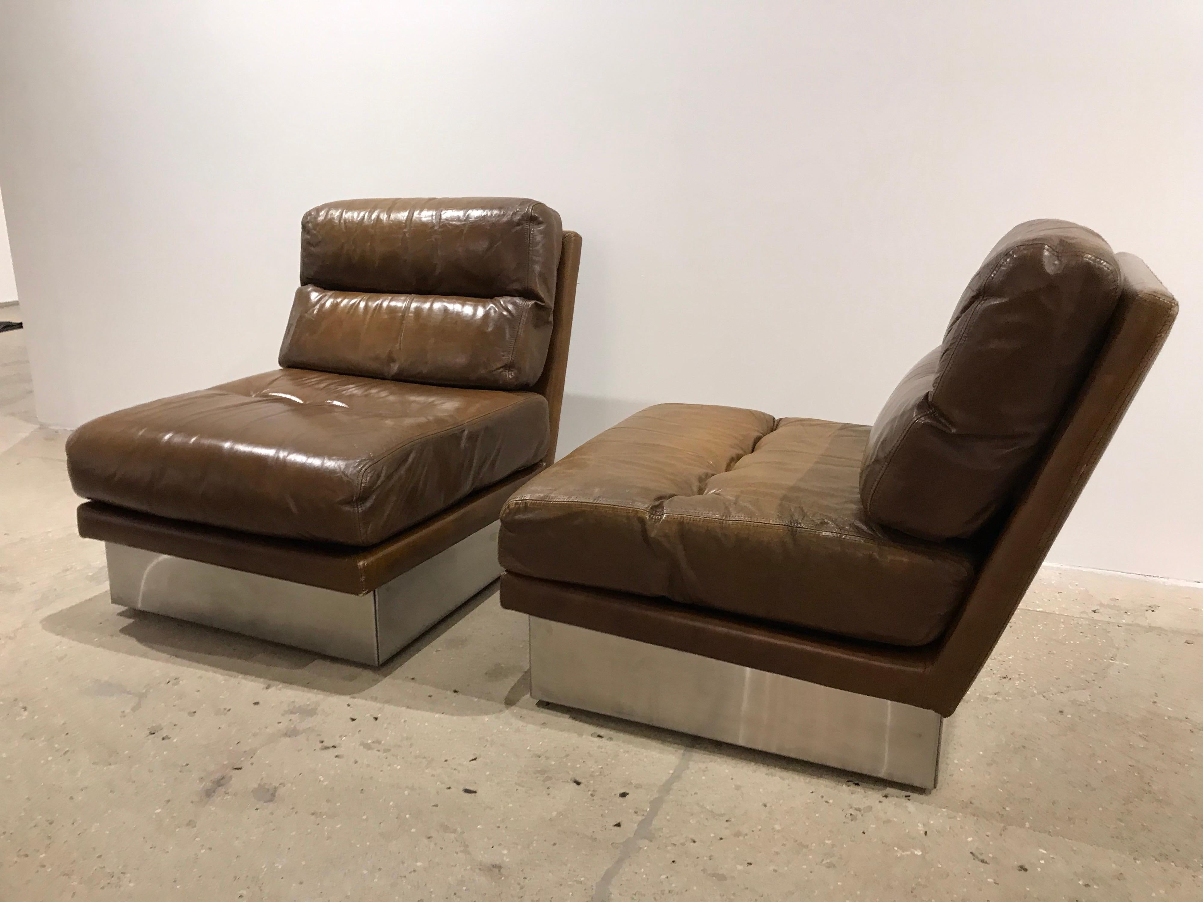 Mid-Century Modern Pair of French 1970s Jacques Charpentier Leather Lounge Chairs