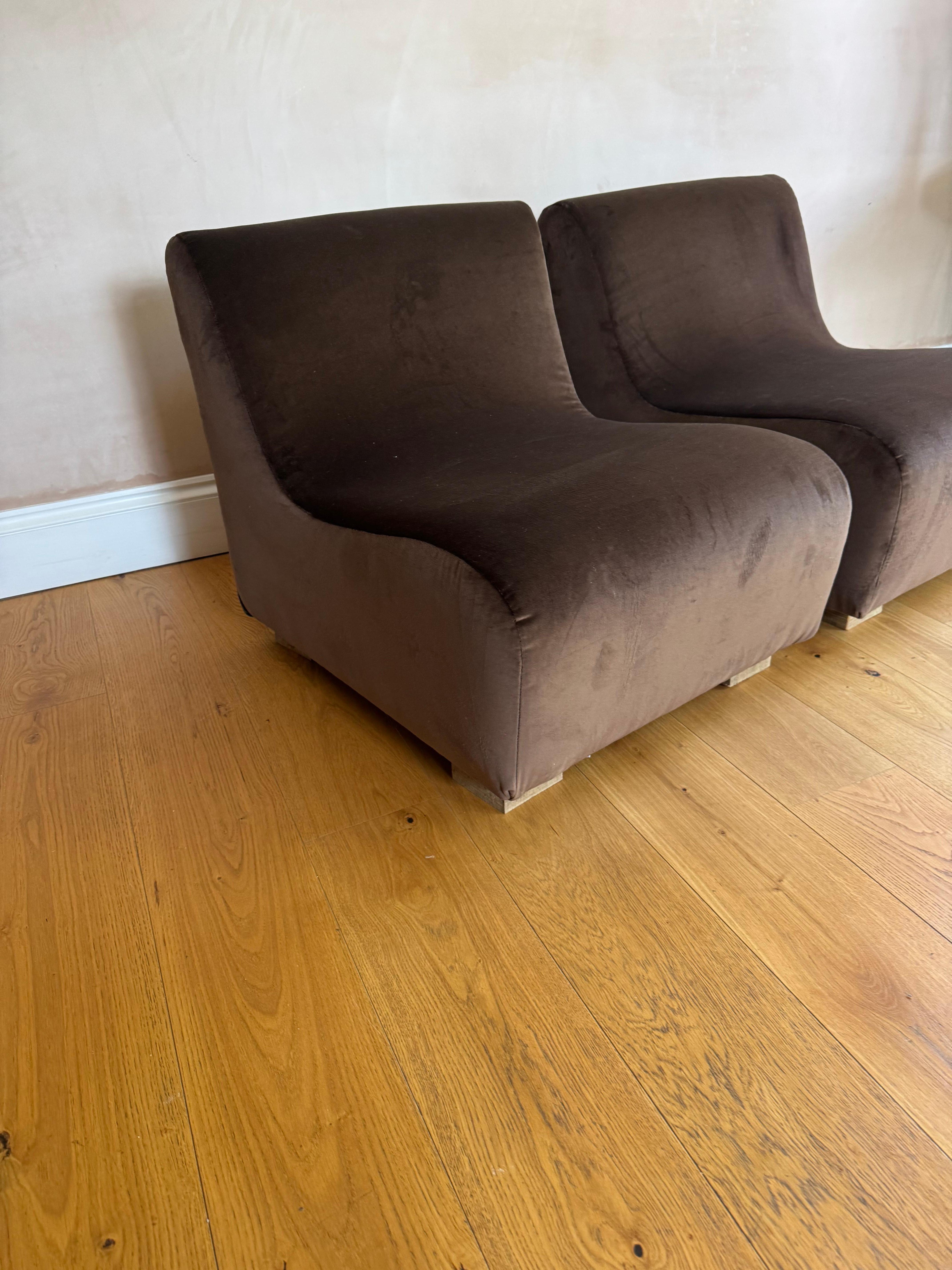 Pair of French 1970’s low slipper chairs In Good Condition For Sale In London, GB