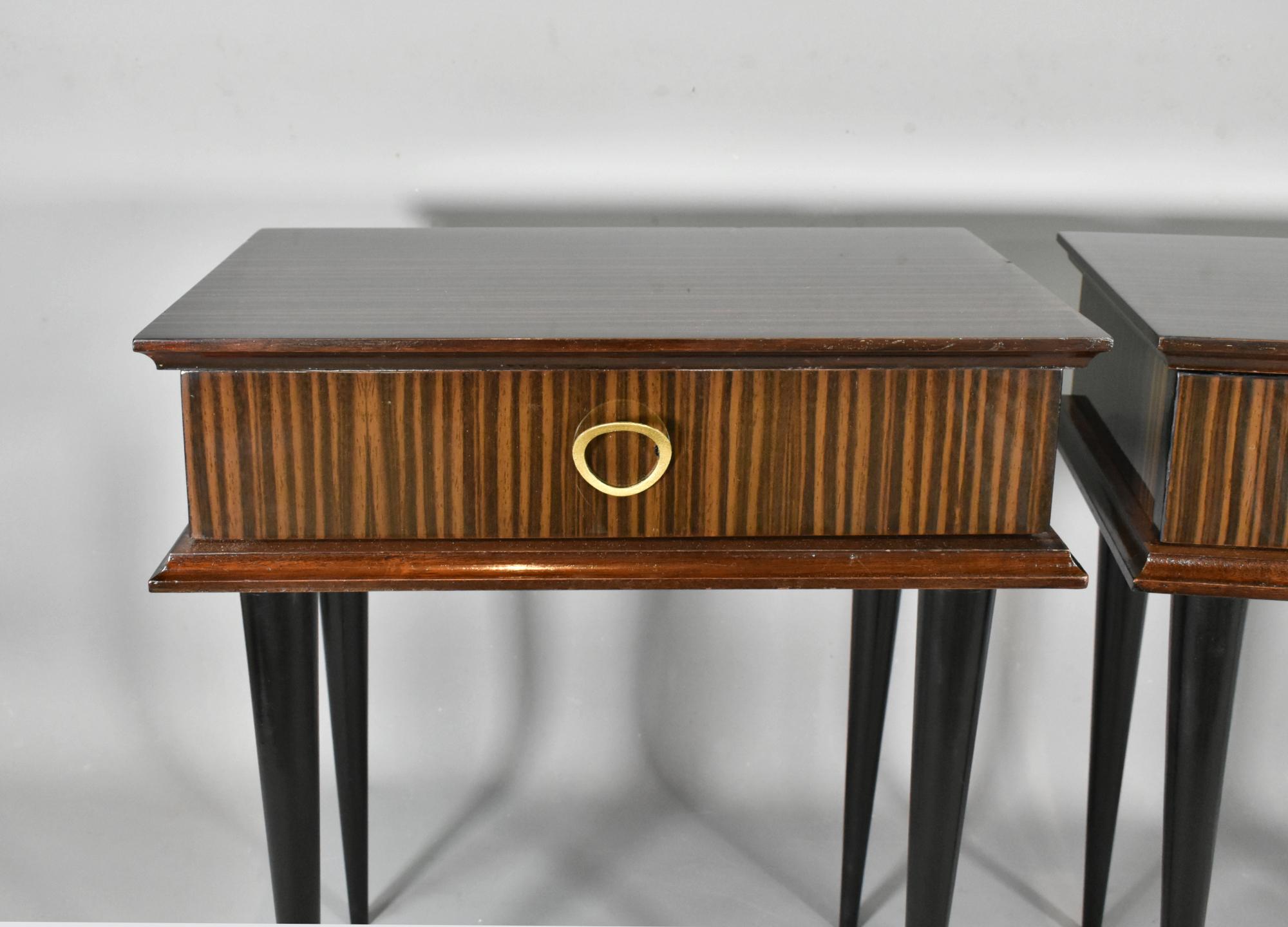 Pair of French 1970s Night Stands in Macassar Ebony For Sale 3