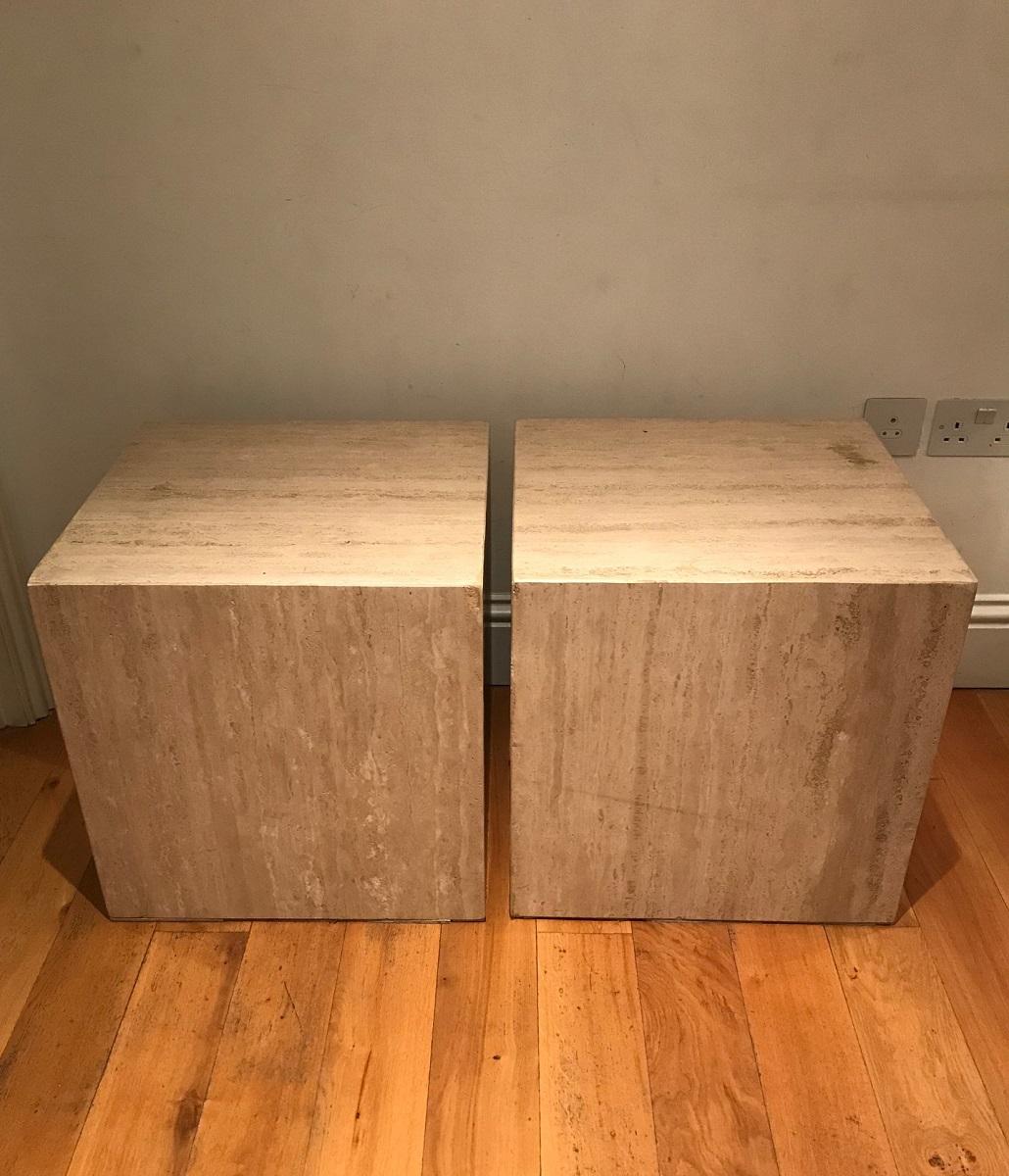 Mid-Century Modern Pair of French 1970s Travertine Tables For Sale