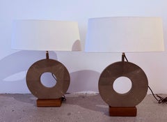 Pareja de lámparas de sobremesa francesas de escayola Dominic Chambon de 1980