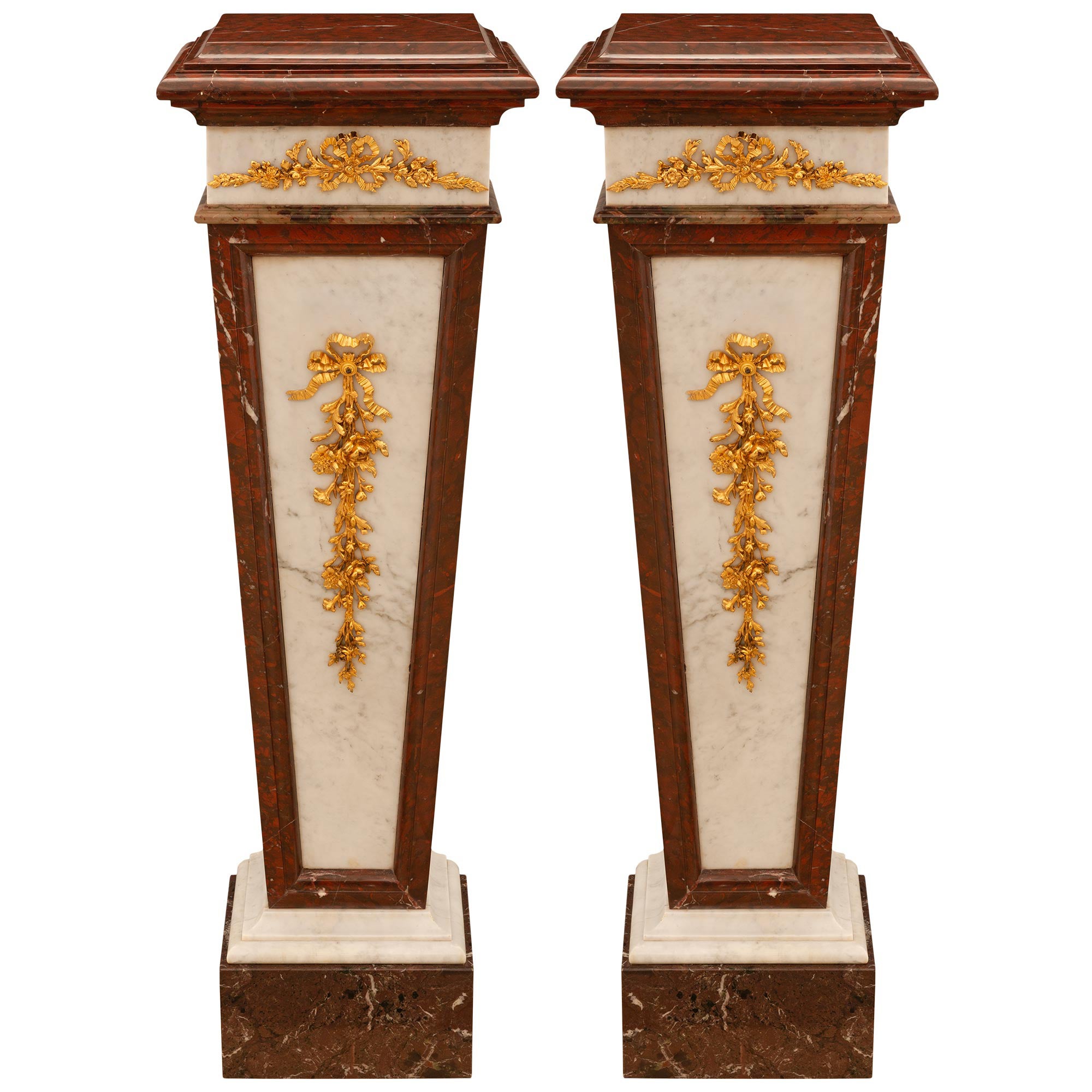 Paar Französisch 19. Louis XVI St. Rouge Griotte & Goldbronze-Sockel, Louis XVI.-Stil
