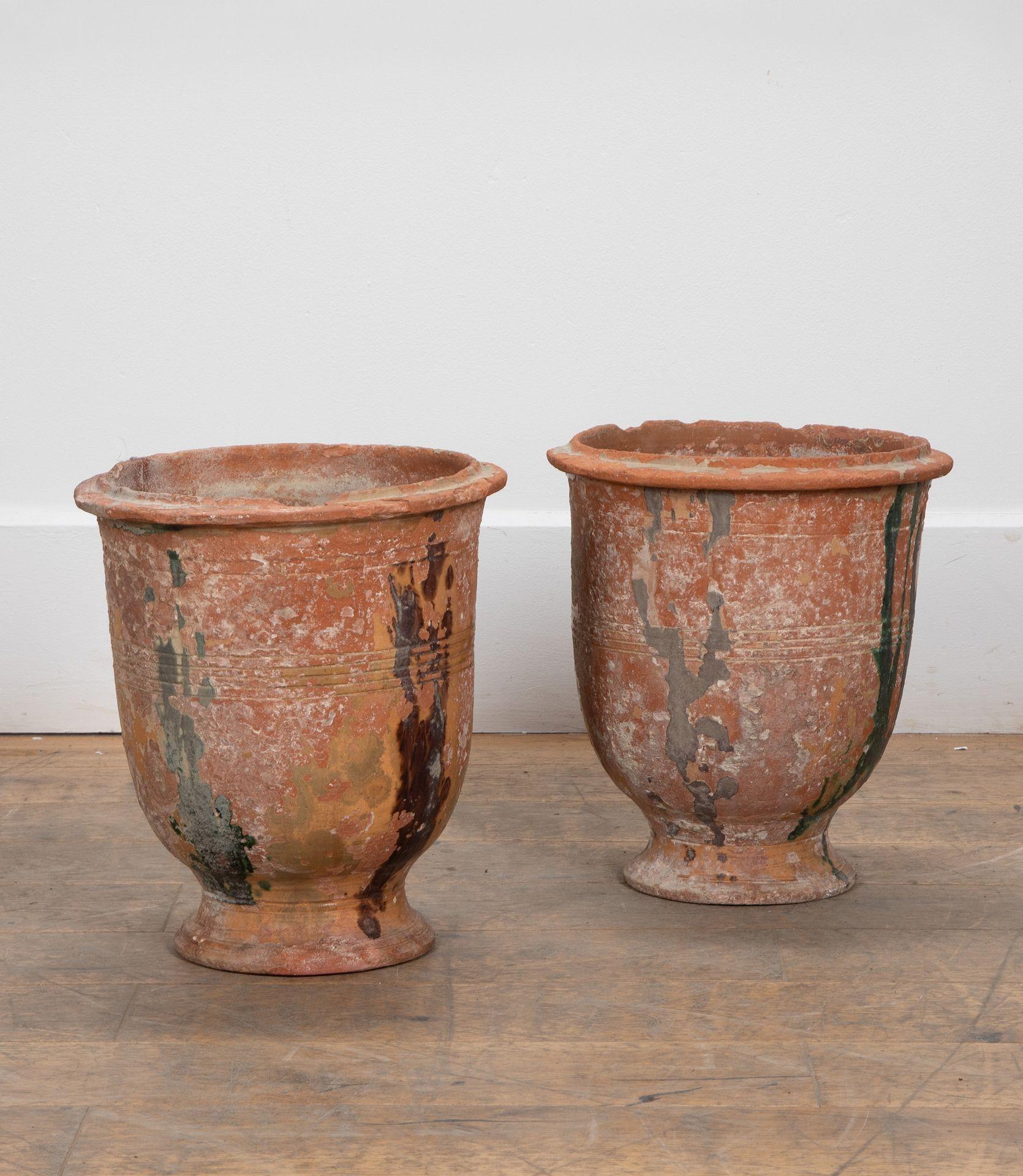 Coppia di vasi in terracotta francesi del XIX secolo.
Anduze, circa 1860.