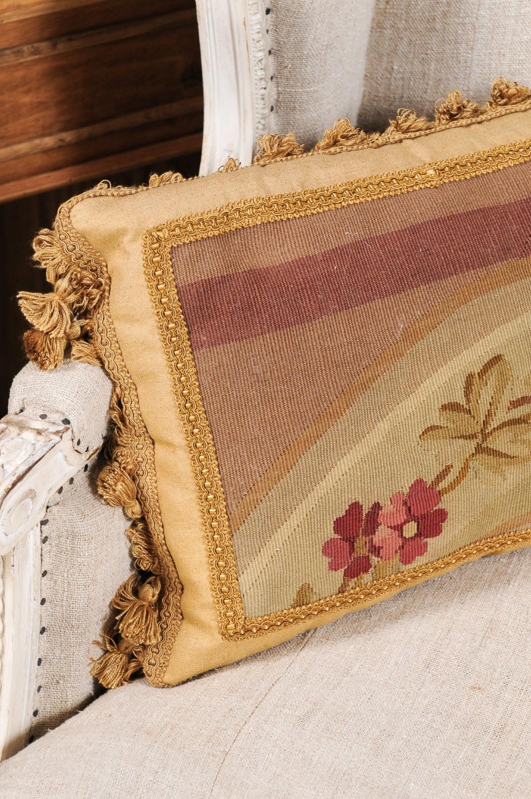 Pair of French 19th Century Aubusson Tapestry Pillows with Flowers and Tassels In Good Condition For Sale In Atlanta, GA