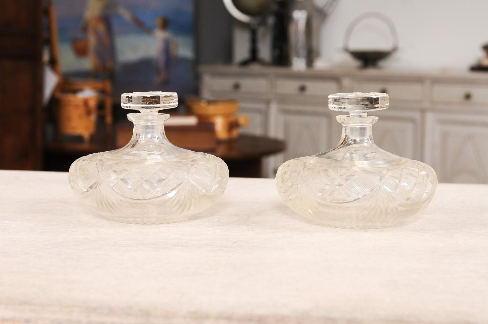 Pair of French 19th Century Baccarat Crystal Perfume Bottles with Cutaway Motifs For Sale 5
