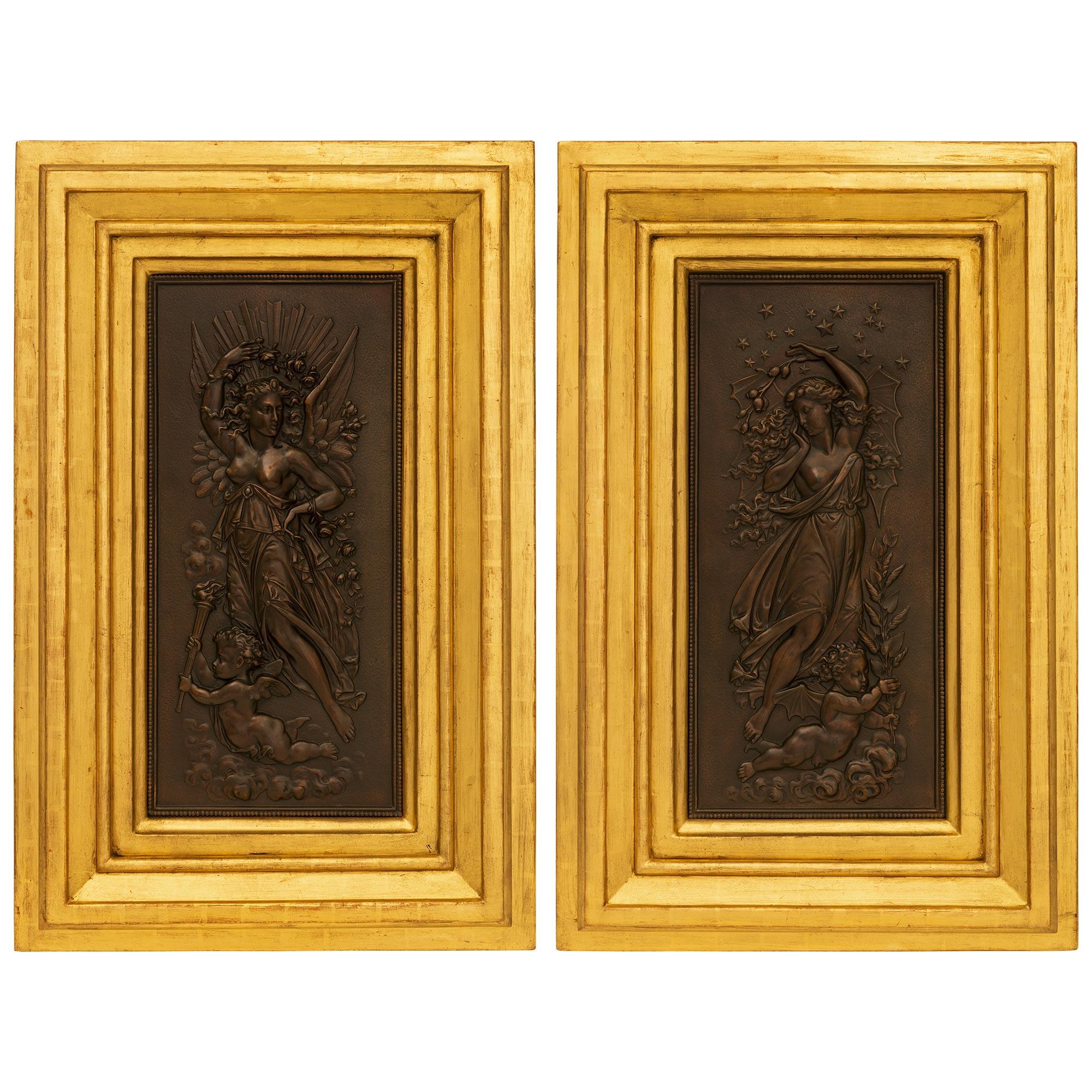 Pair of French 19th Century Belle Époque Period Bronze & Giltwood Wall Plaques For Sale 3
