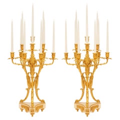 Pareja De Candelabros De Ormolu Y Mármol Del Periodo De La Belle Époque Francesa Del Siglo XIX
