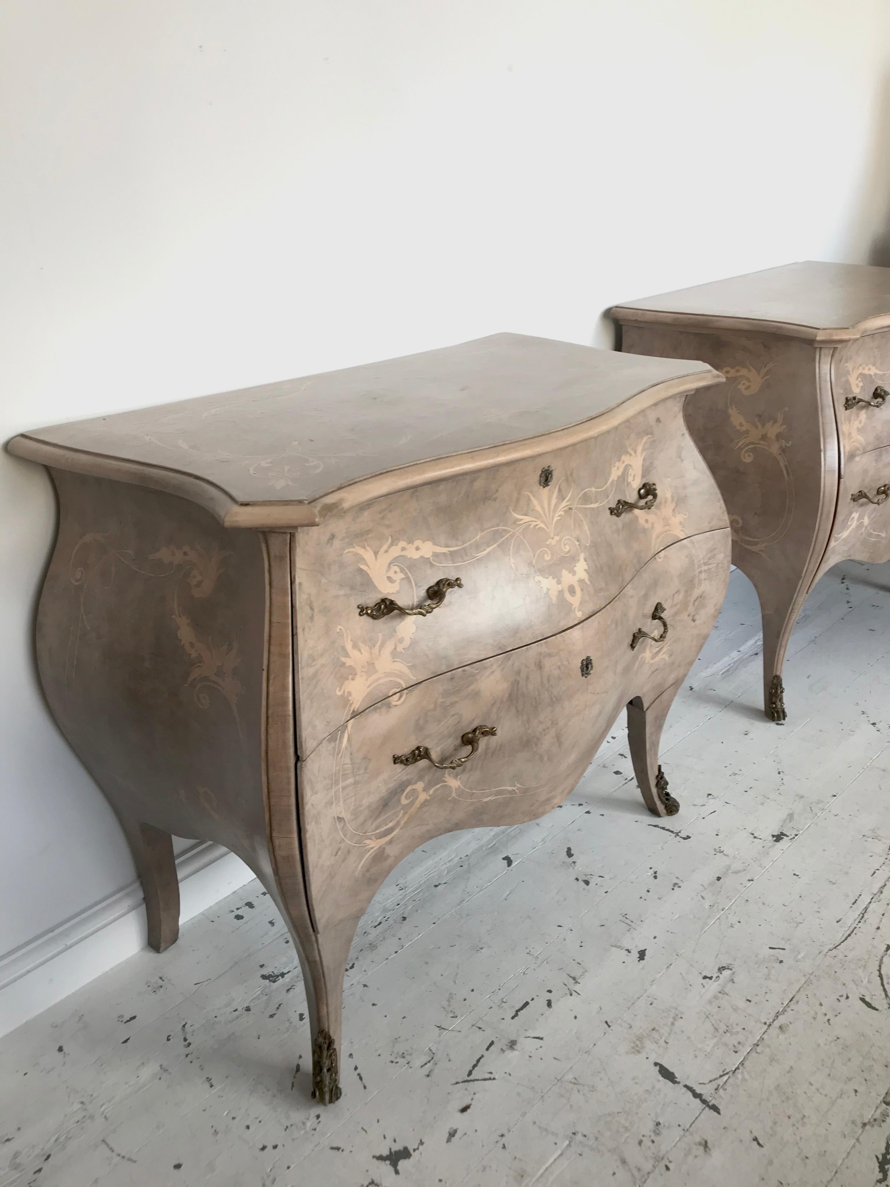Pair of French 19th Century Bleached Walnut Bombe Commodes 1