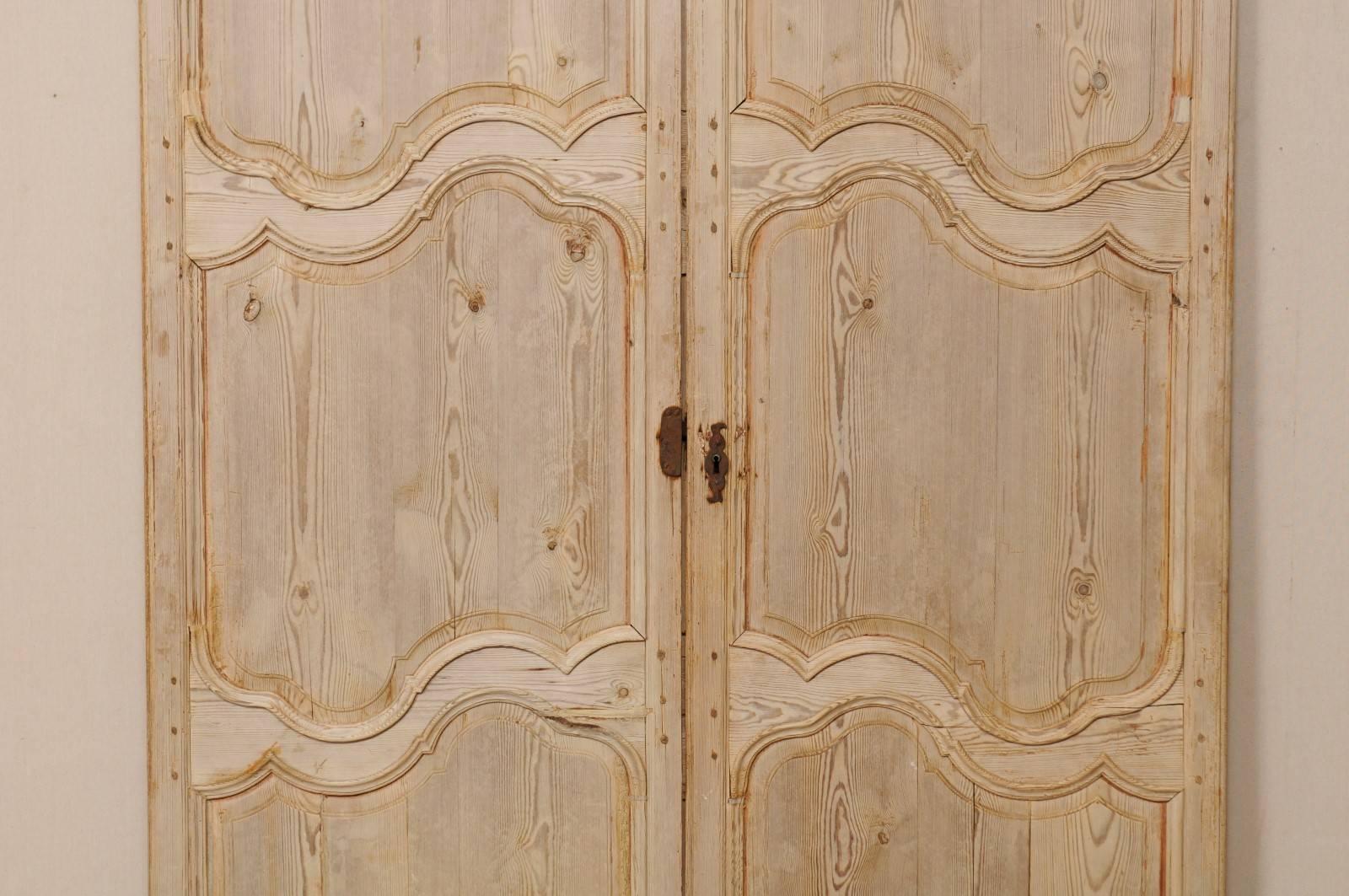 Pair of French 19th Century Bleached Wood Doors with Nice Scalloped Carvings In Good Condition In Atlanta, GA