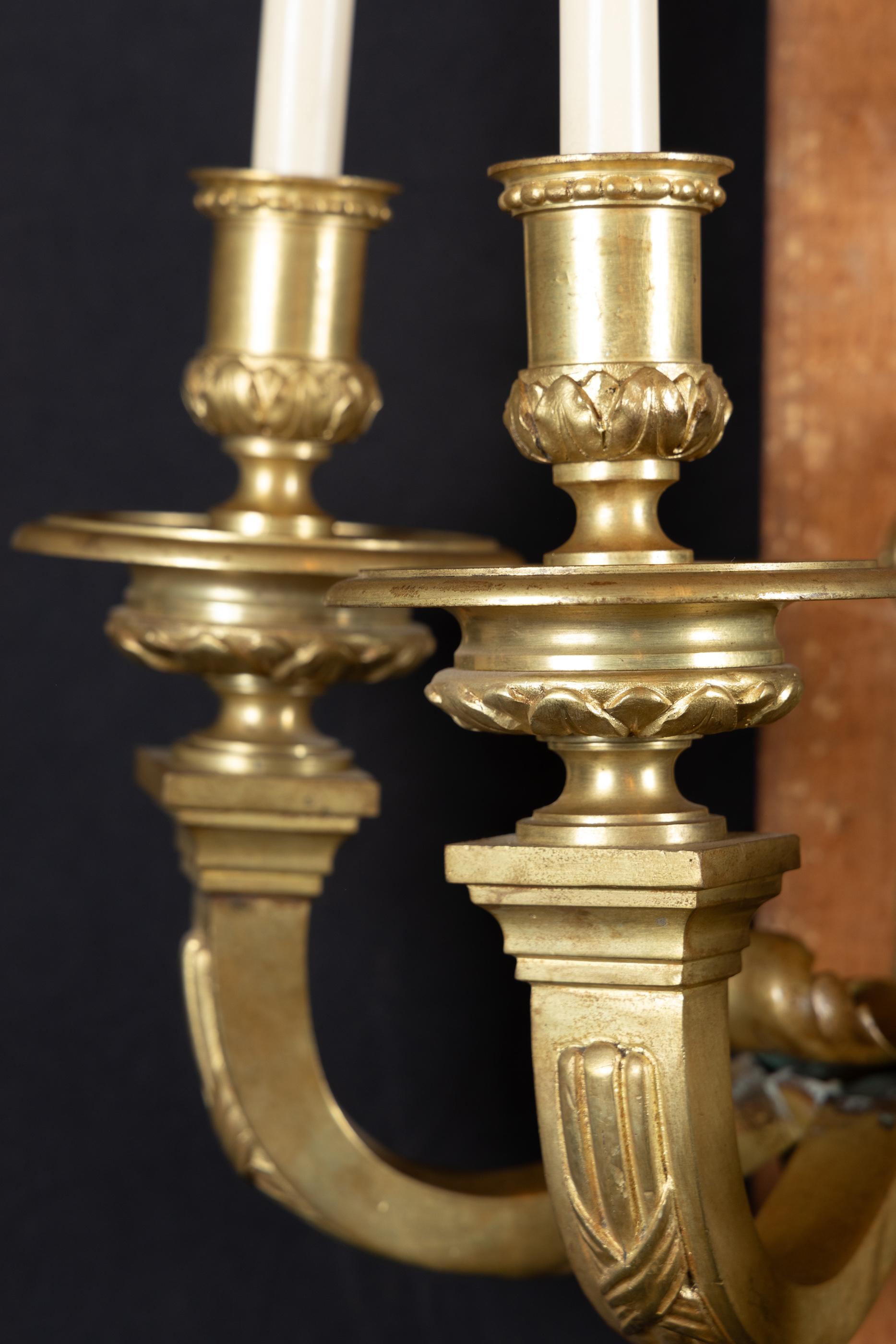 Bronze Paire d'appliques en bronze du XIXe siècle en vente