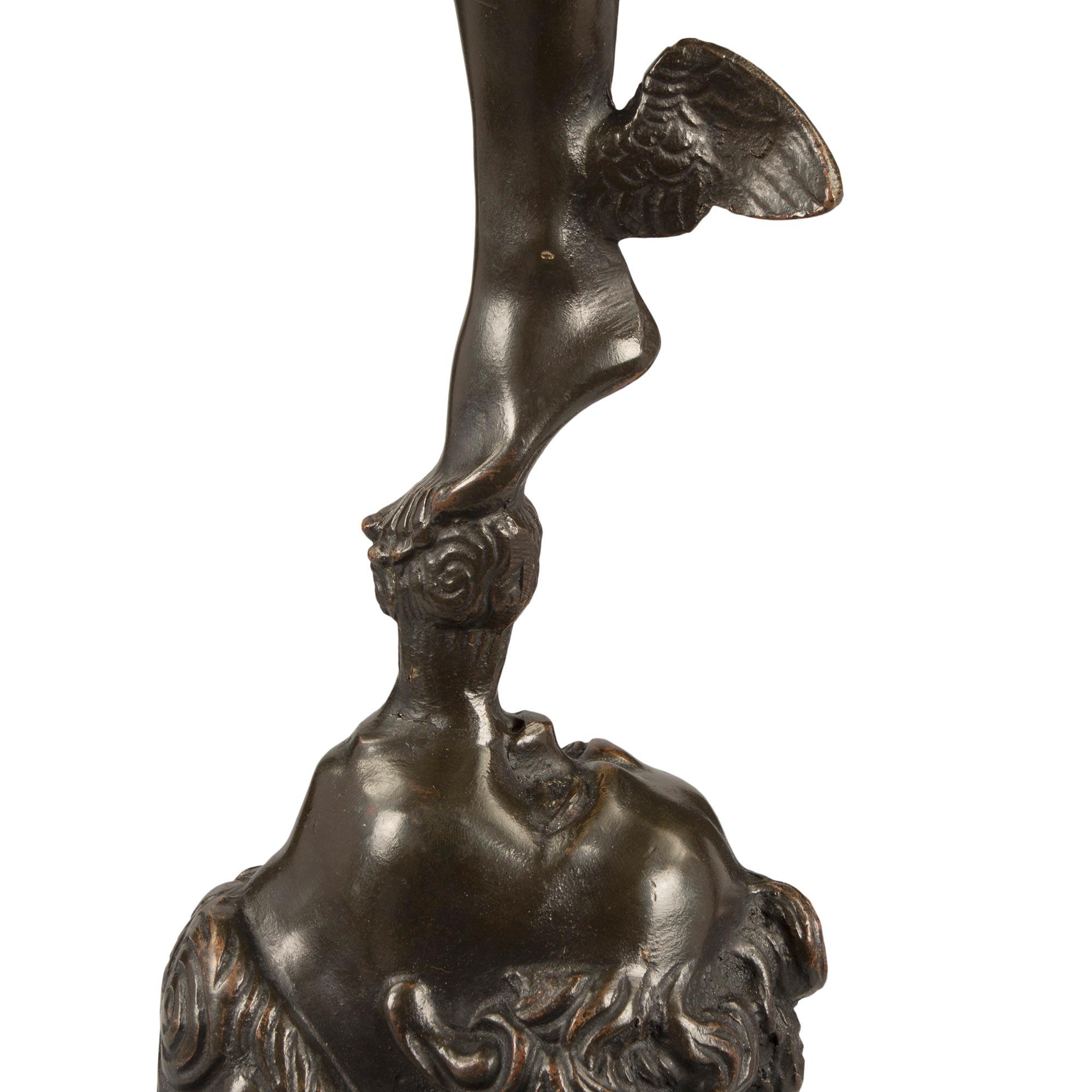 Paire de statues françaises en bronze du 19ème siècle représentant Mercure et Fortuna en vente 4