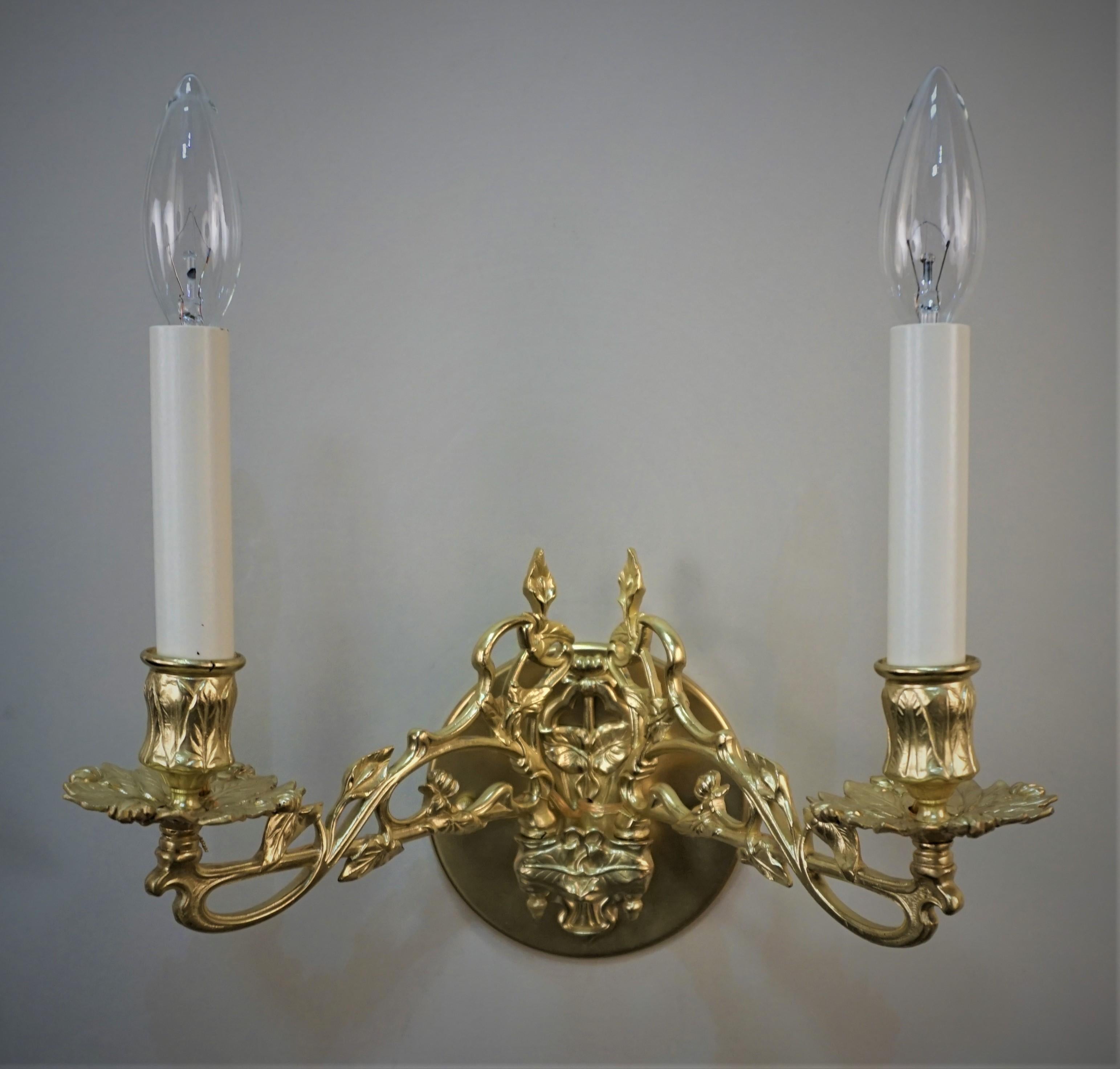 Pair of French 19th Century Bronze Wall Sconces For Sale 4