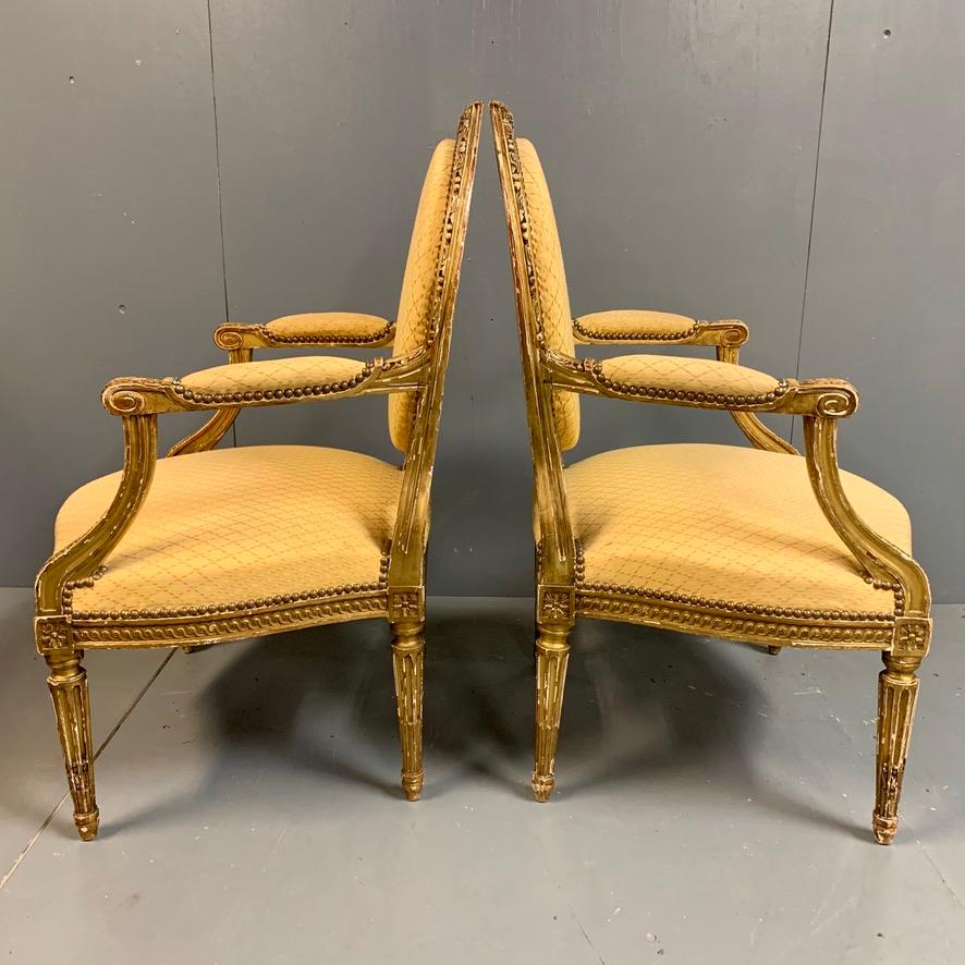 Pair of French 19th Century Carved Giltwood Fauteuil Armchairs In Good Condition For Sale In Uppingham, Rutland
