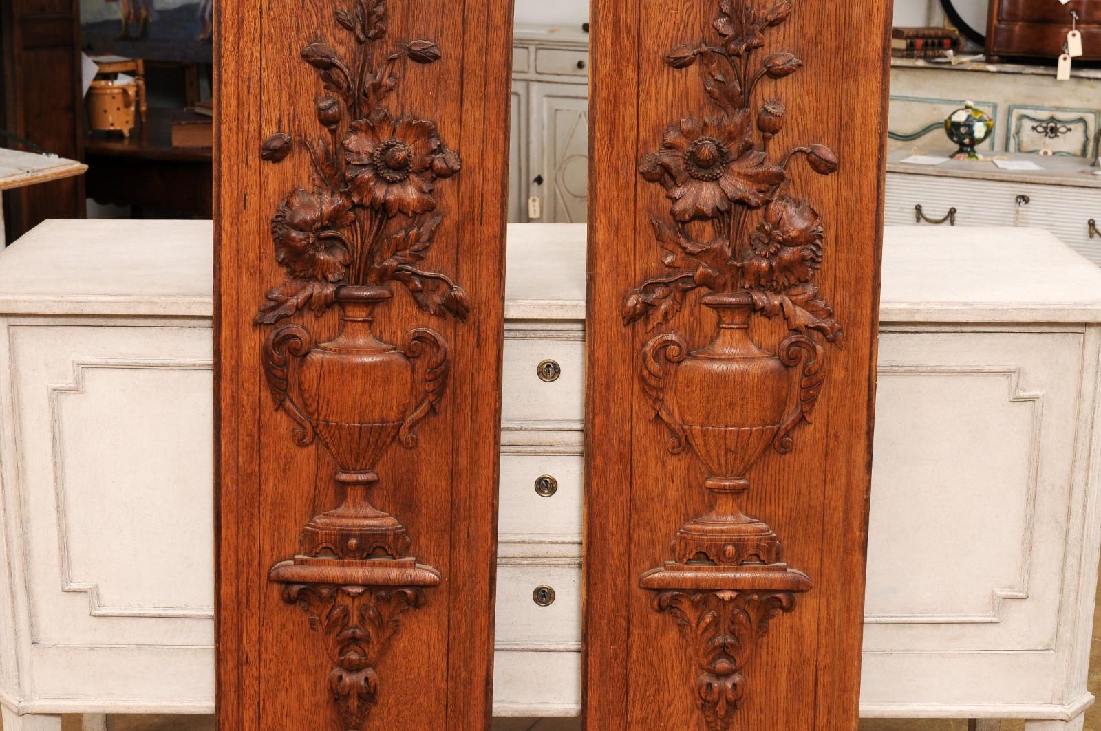 Pair of French 19th Century Carved Oak Vertical Panels with Bouquets in Vases For Sale 1