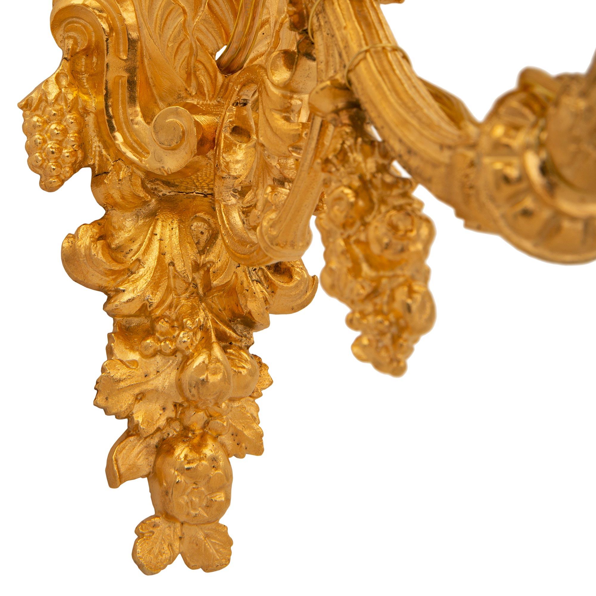 Pair of French 19th Century Charles X St. Ormolu Sconces For Sale 5