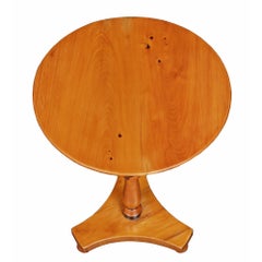 Coppia di tavolini in legno di tasso francese Charles X del XIX secolo