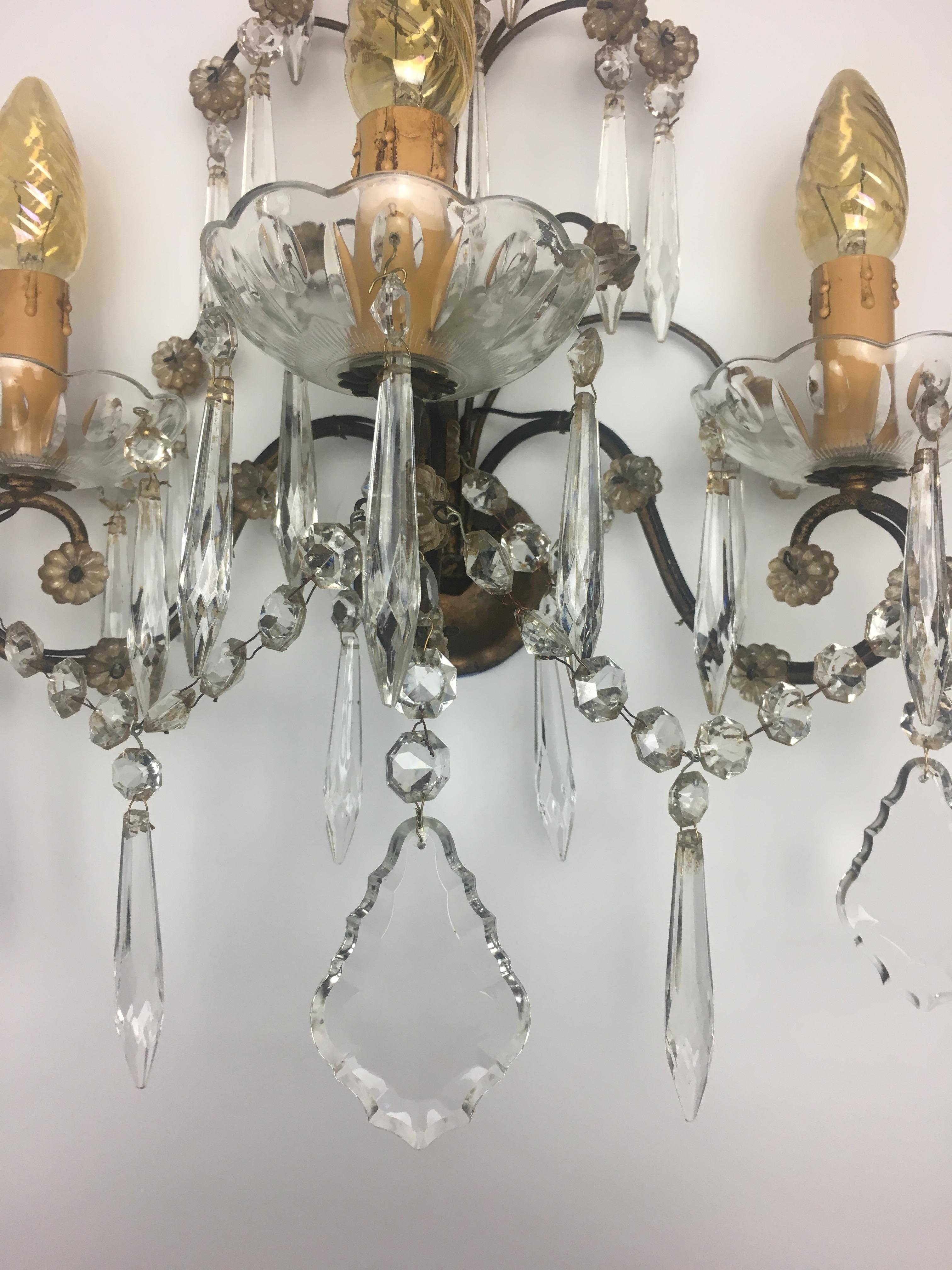 Pair of Early 19th Century French Louis XV Style Crystal and Brass Sconces For Sale 1