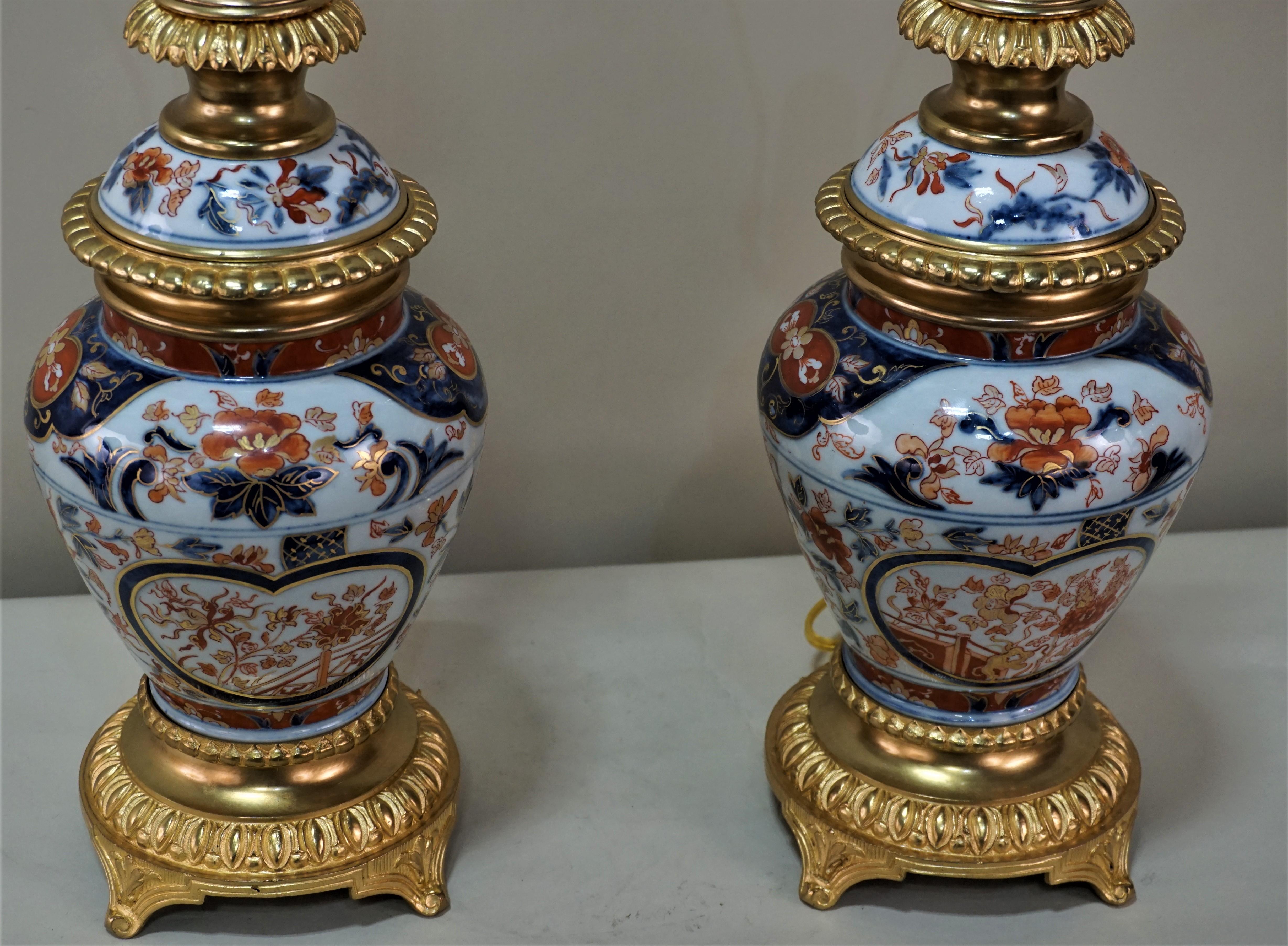 Pair of French 19th Century Electrified Porcelain Oil Lamp 5