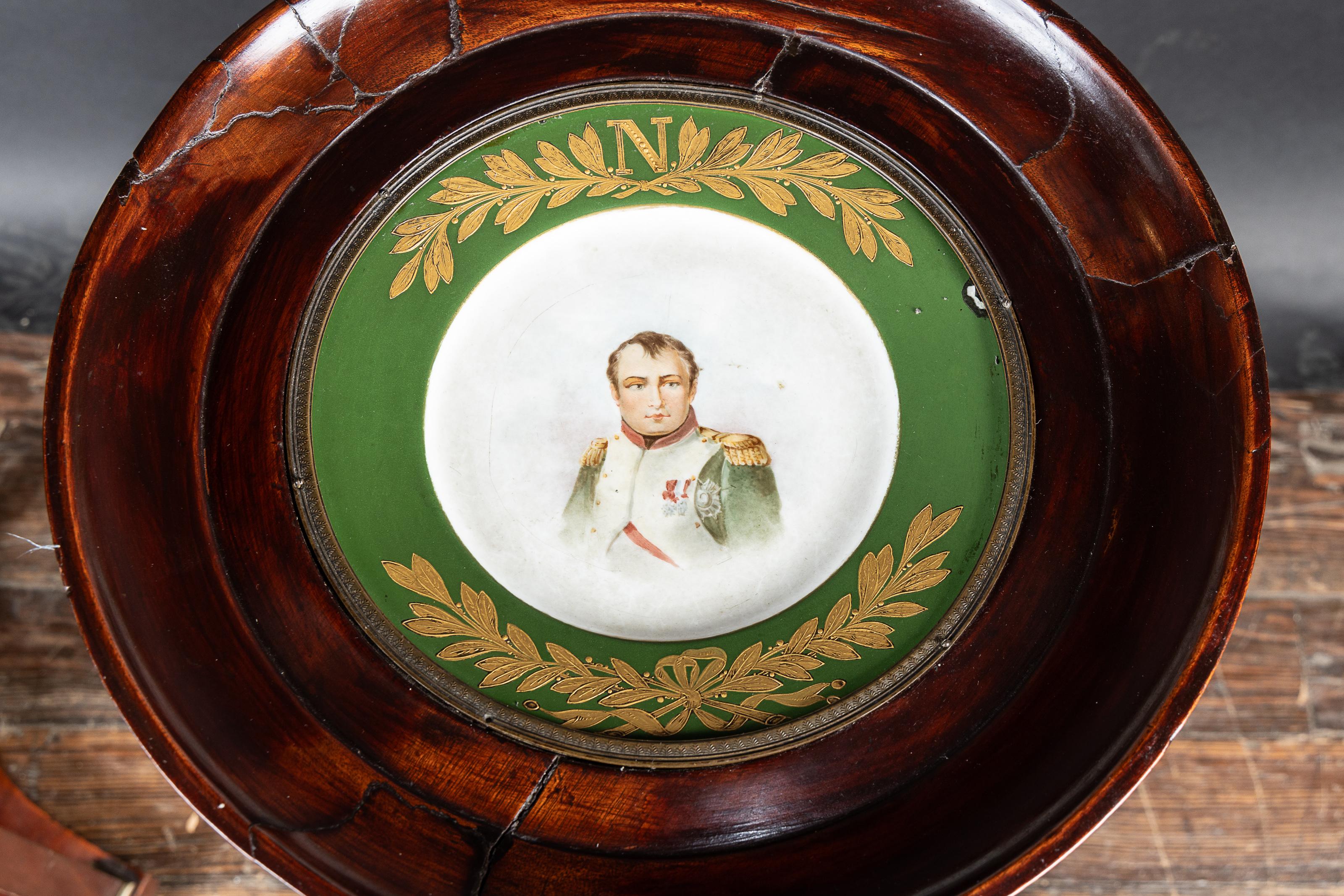 Pair of French 19th century Empire Round Tables, Napoleon Painted Plate at Top For Sale 5