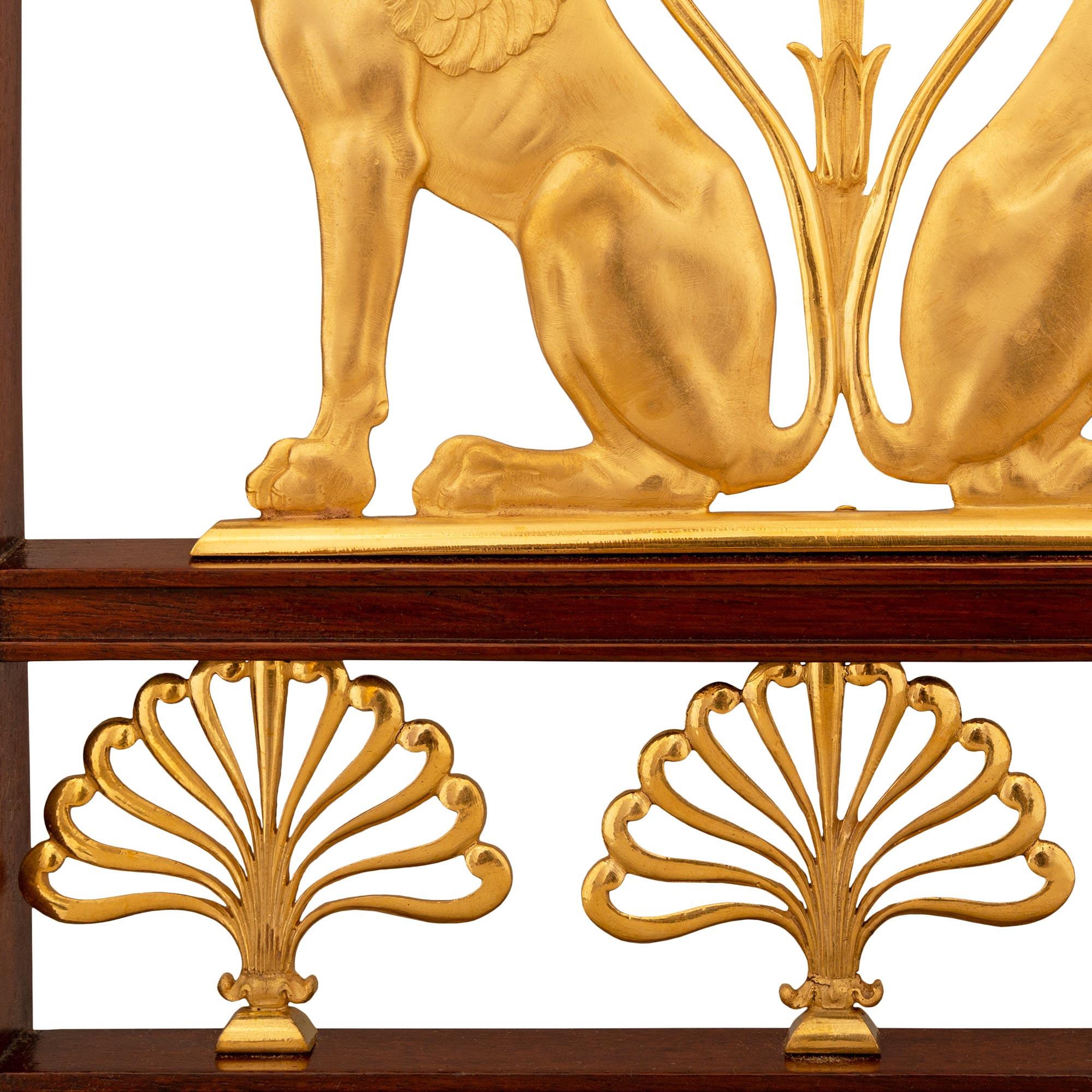 coppia di poltrone francesi del XIX secolo in mogano stile Impero e ormeggio in vendita 2
