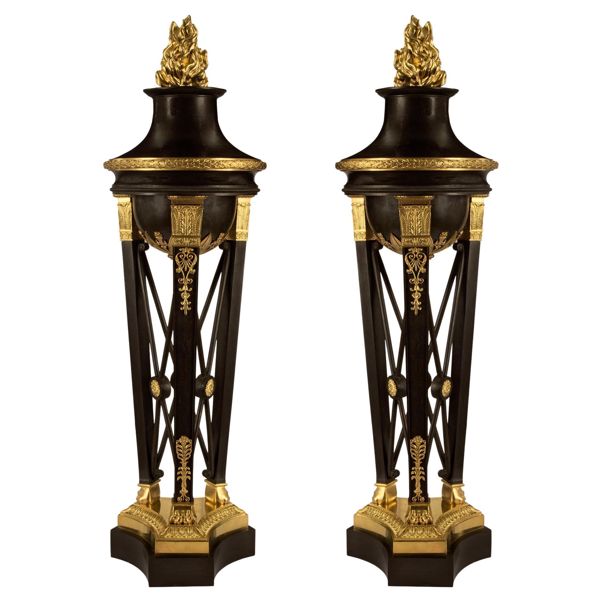 Paire de parfums à lèvres en bronze et bronze doré d'époque Premier Empire du 19ème siècle français