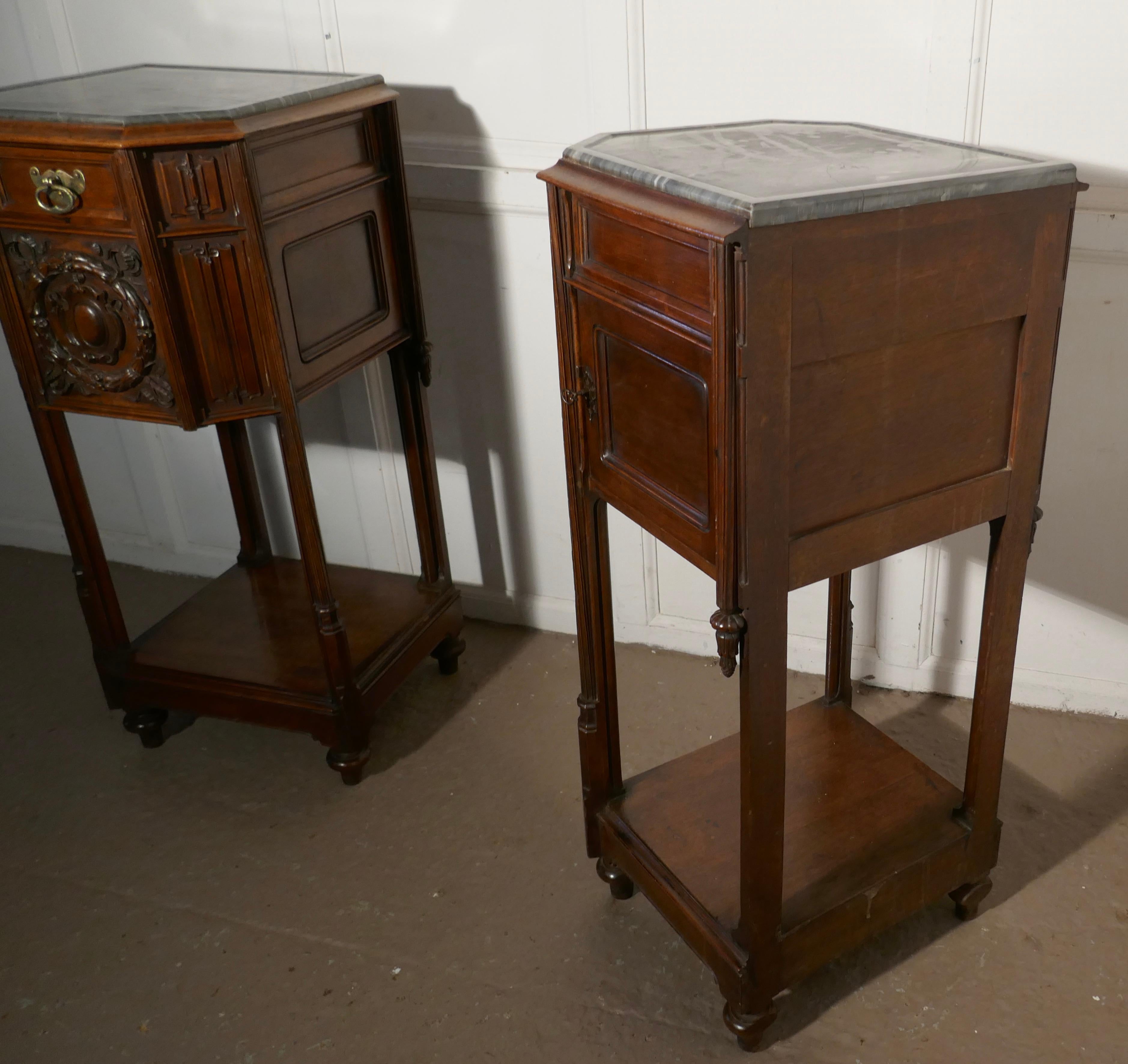 Pair of French 19th Century Gothic Oak Bedside Cupboards For Sale 2