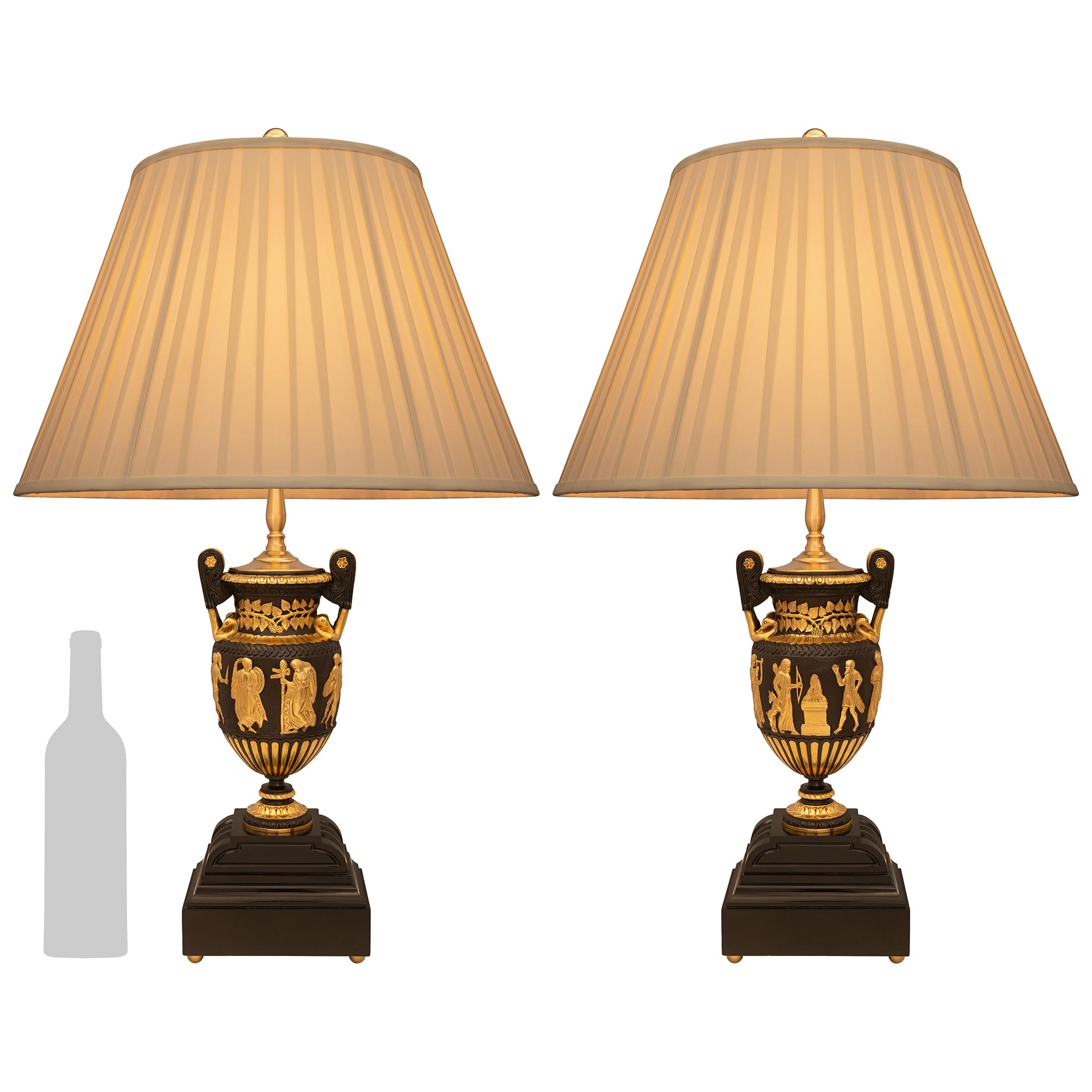 Paar französische Lampen aus Bronze und Marmor aus der Grand Tour-Periode des 19. Jahrhunderts