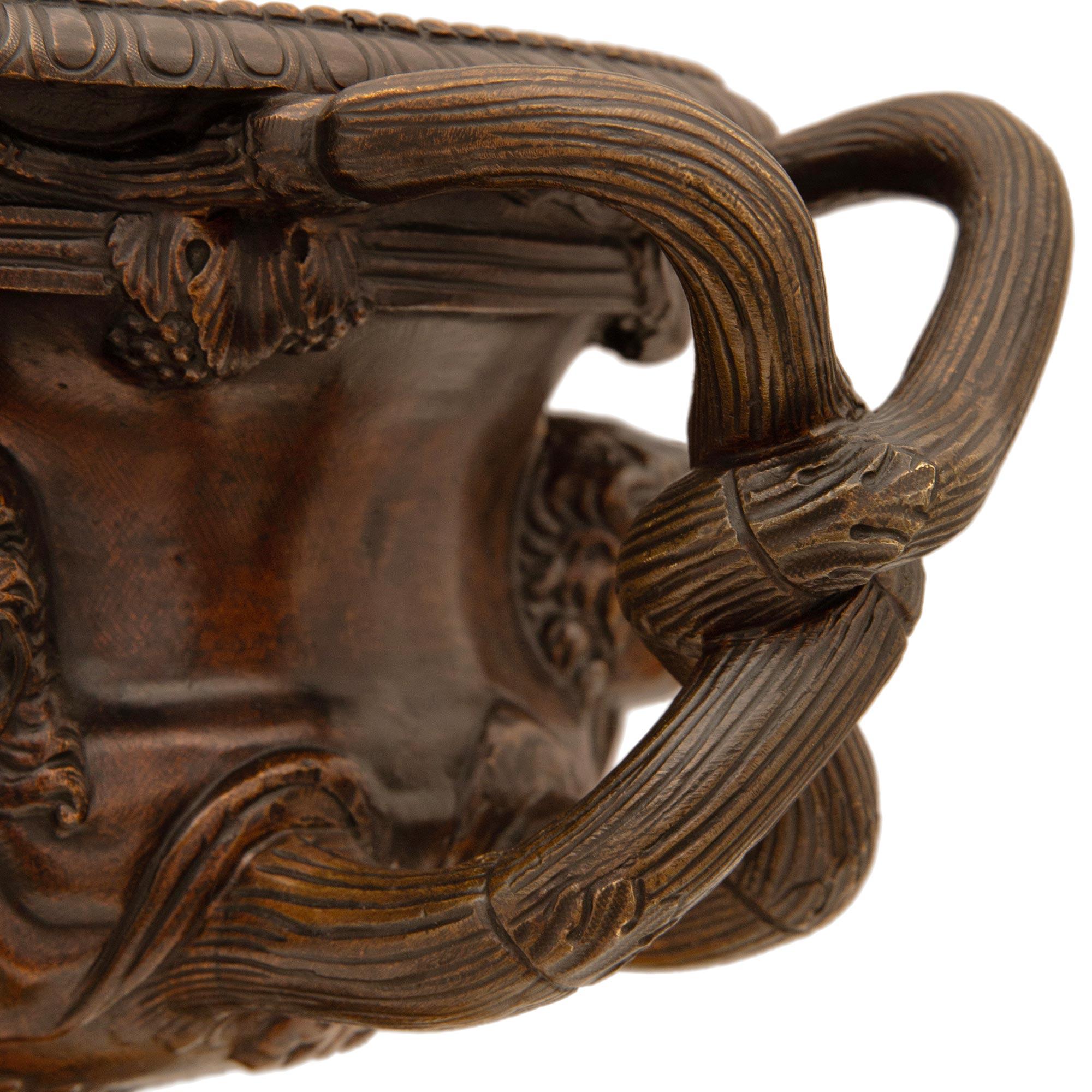 Paire d'objets d'époque Louis XVI du 19e siècle, de style Grand Tour. en vente 2