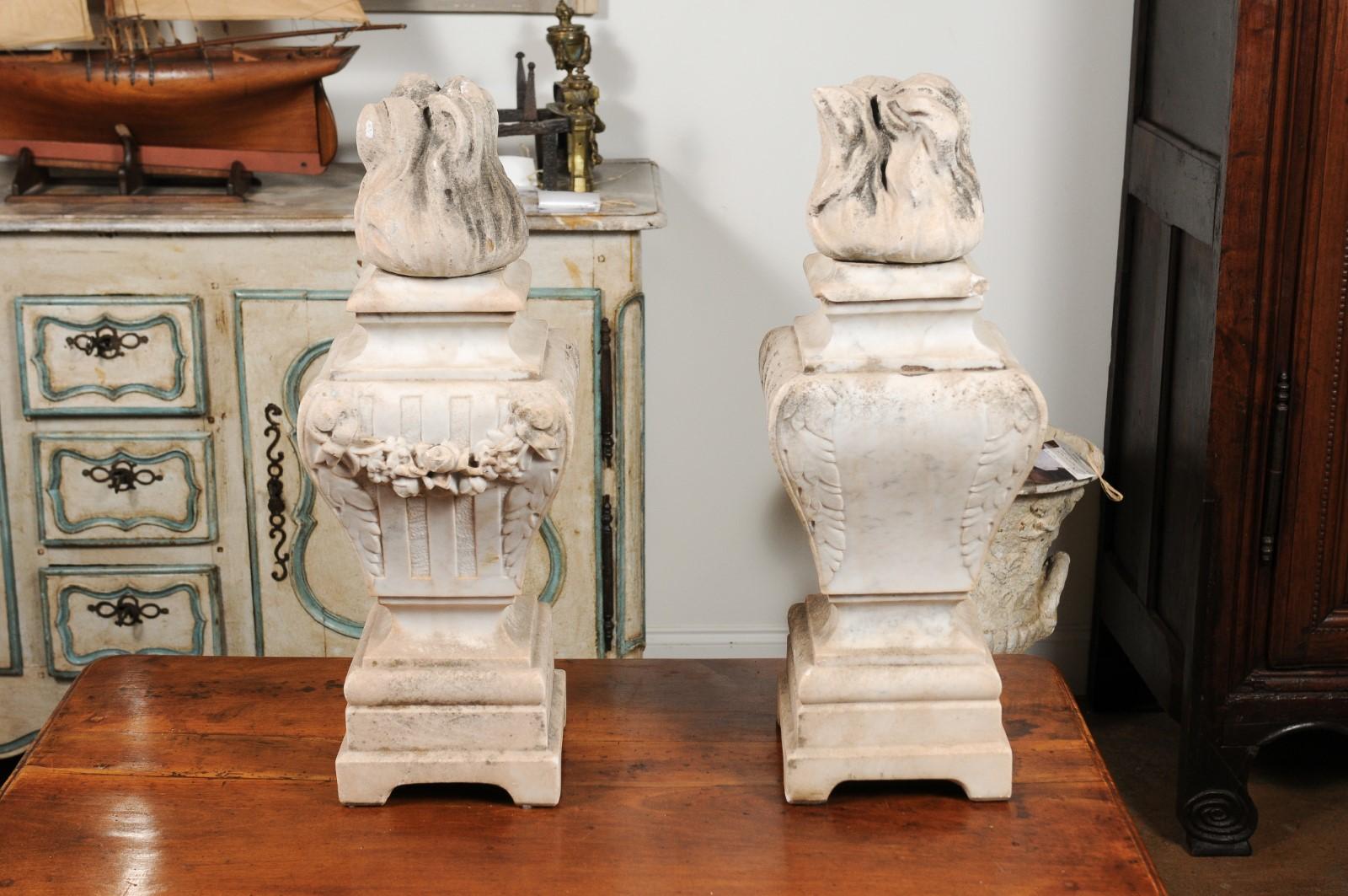 Pair of French 19th Century Hand Carved White Marble Pots À Feu with Swags In Good Condition In Atlanta, GA